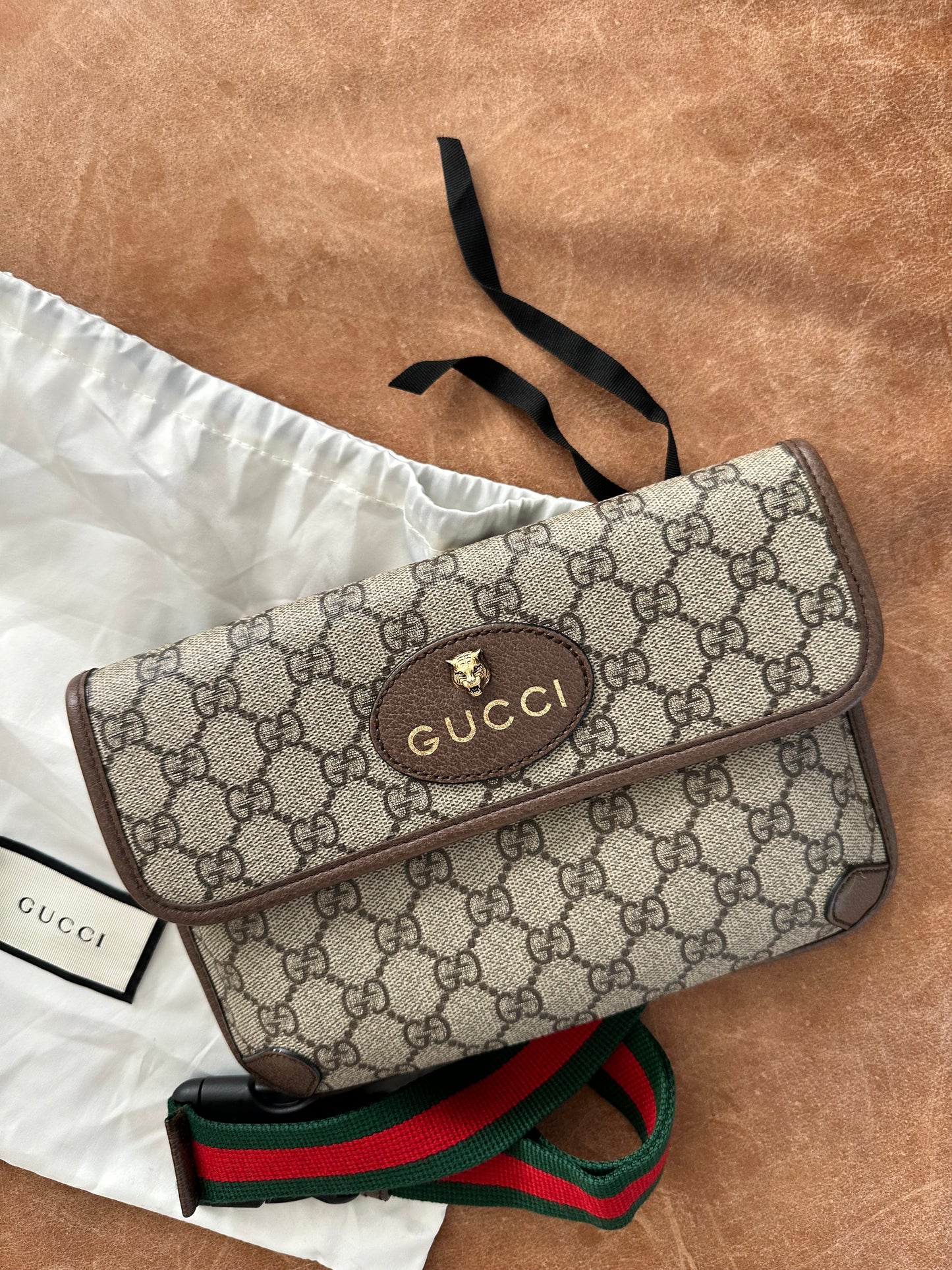 Gucci GG Supreme Neo Belt Bag