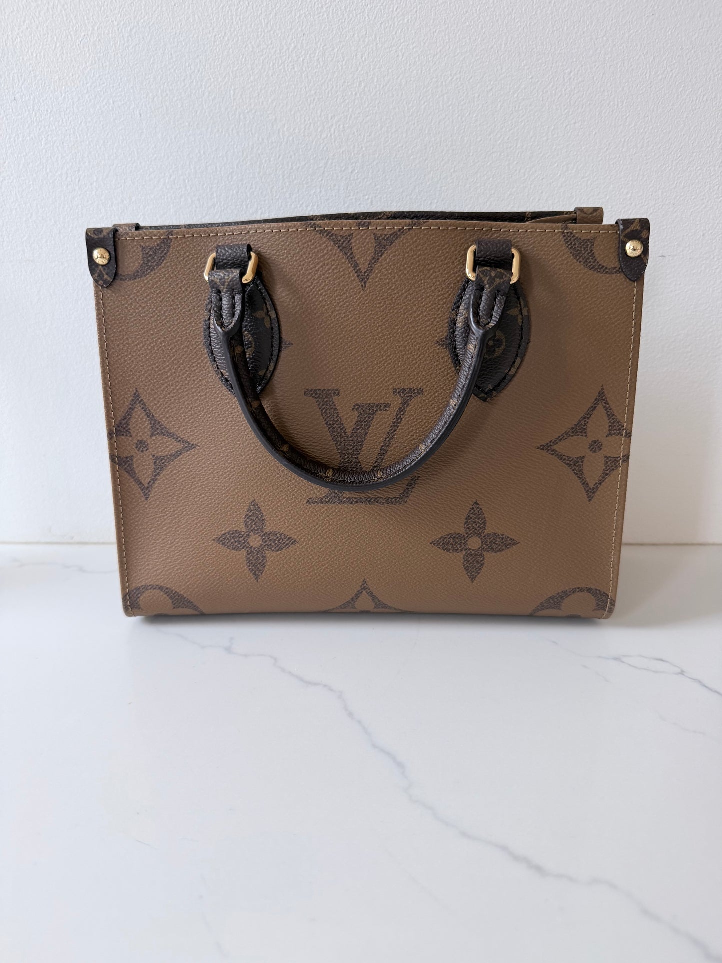 Louis Vuitton On The Go Tote PM
