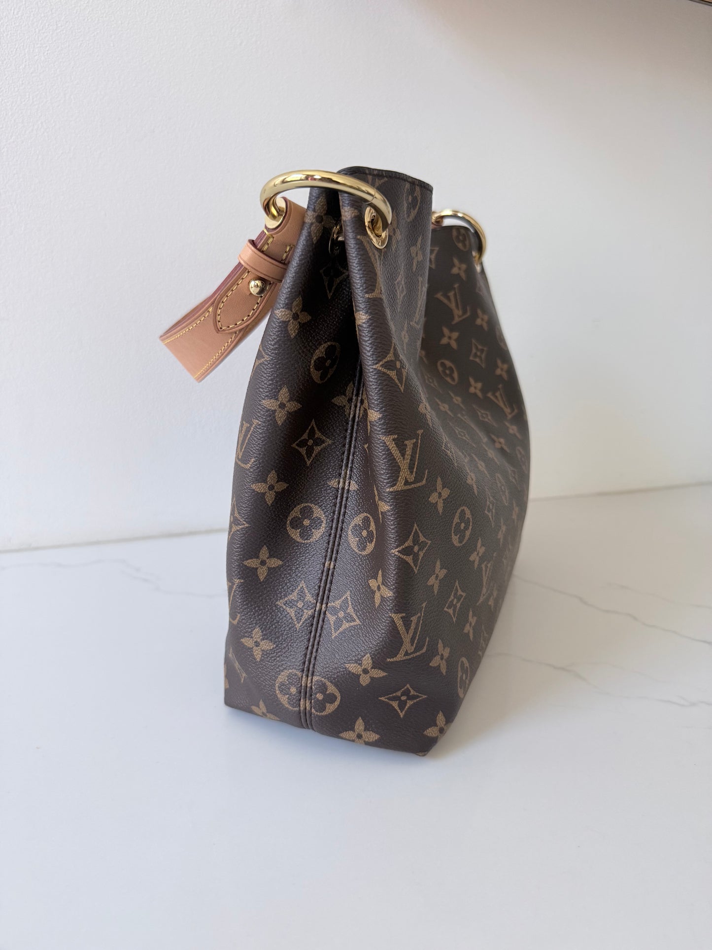 Louis Vuitton Monogram Graceful PM Pivoine