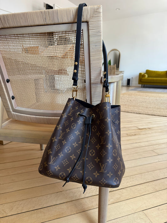 Louis Vuitton NeoNoe Monogram MM Black
