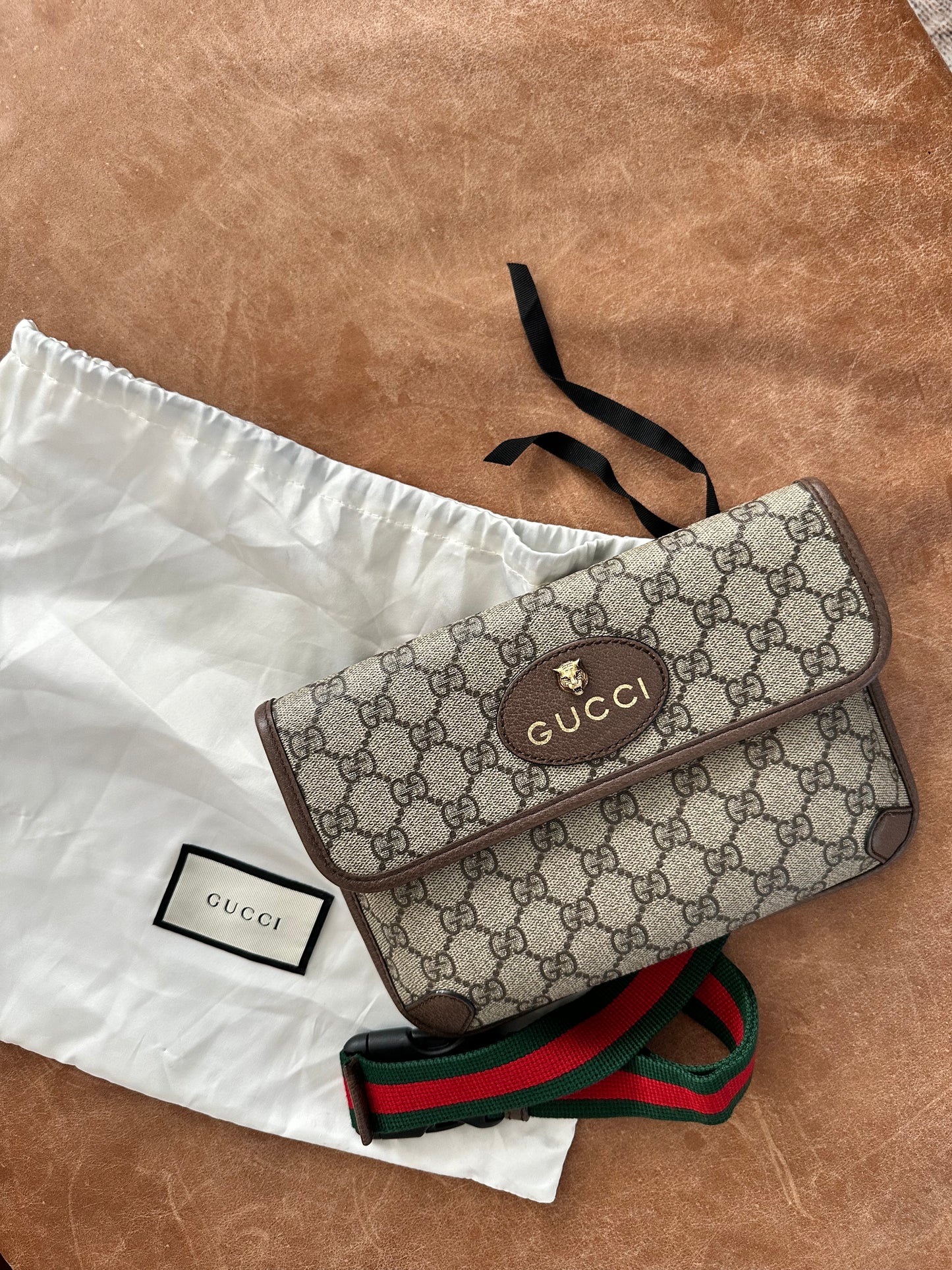 Gucci GG Supreme Neo Belt Bag