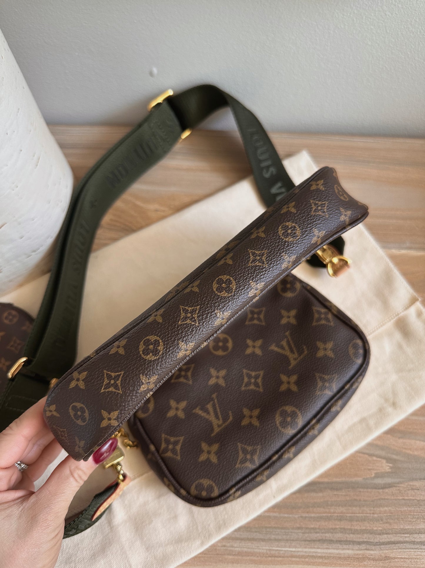 Louis Vuitton Multi Pochette Khaki