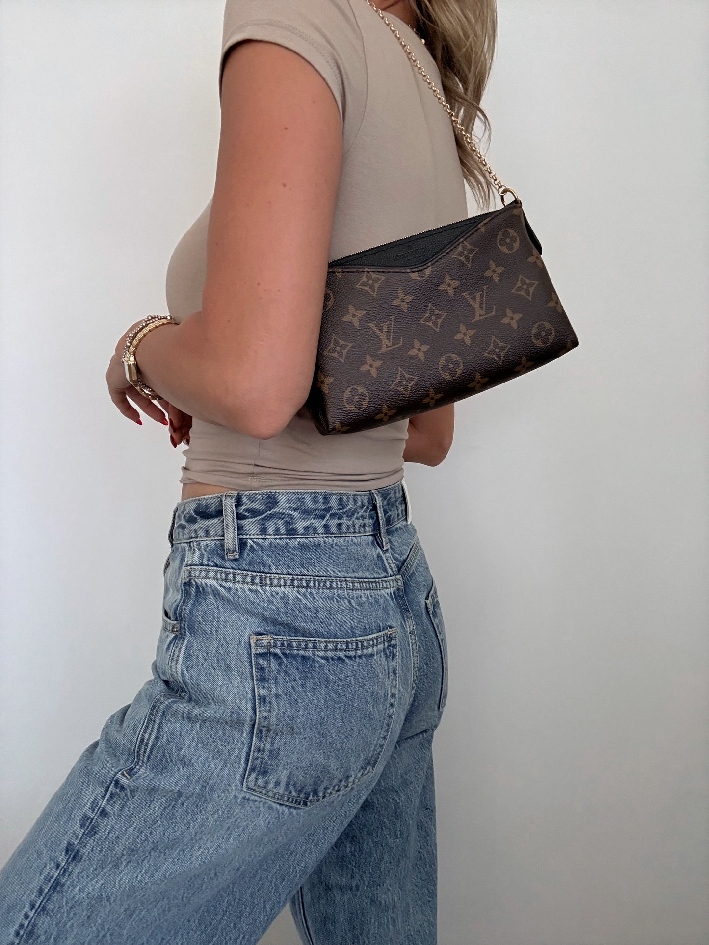 Louis Vuitton Pallas Crossbody Monogram