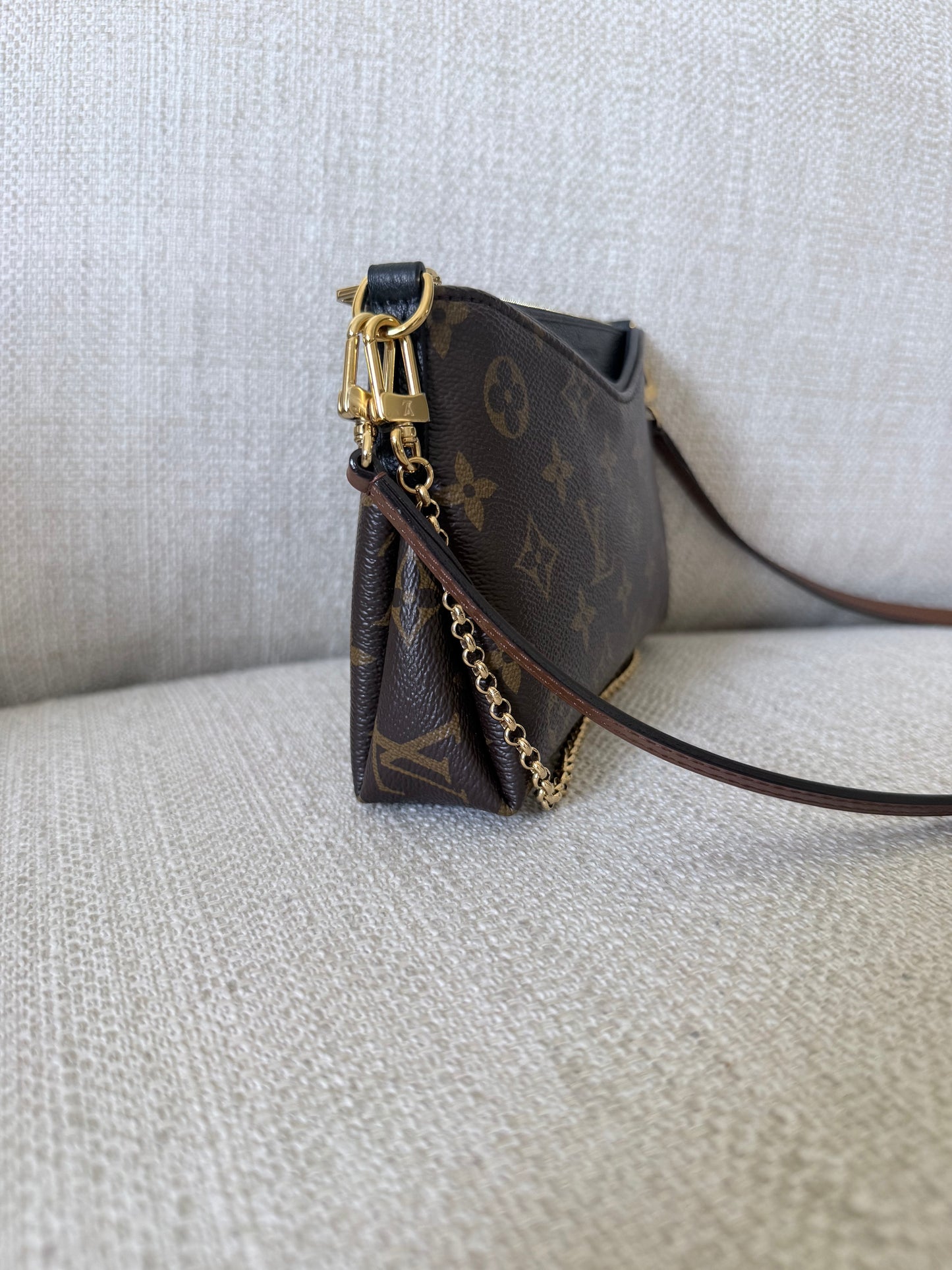 Louis Vuitton Pallas Crossbody Monogram