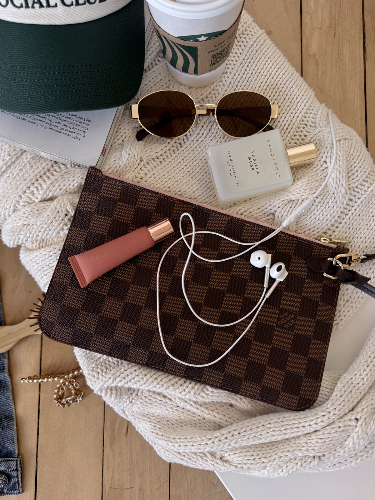Louis Vuitton Wristlet Damier Ebene Ballerine