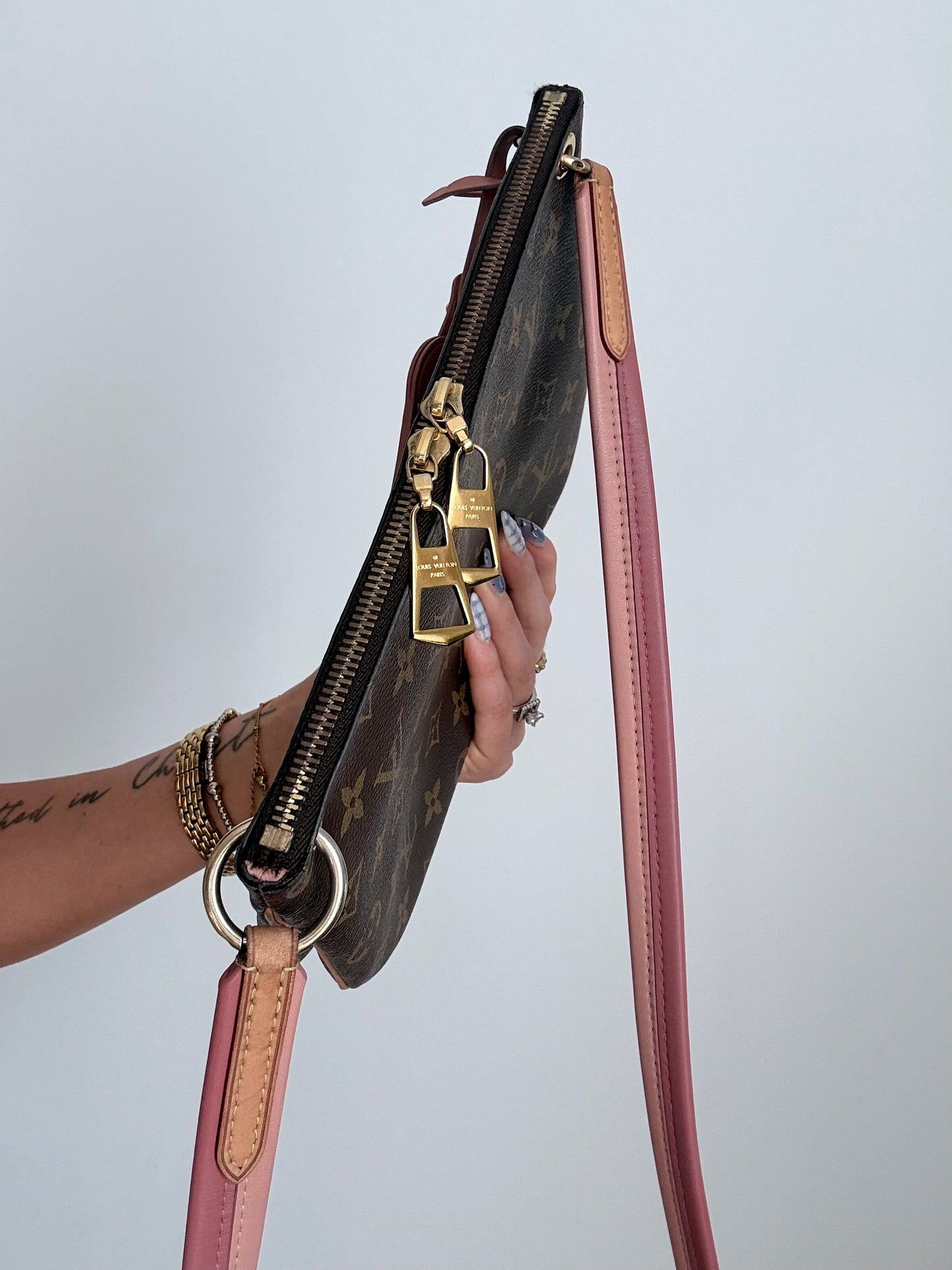 Louis Vuitton Monogram Lorette Vieux Rose