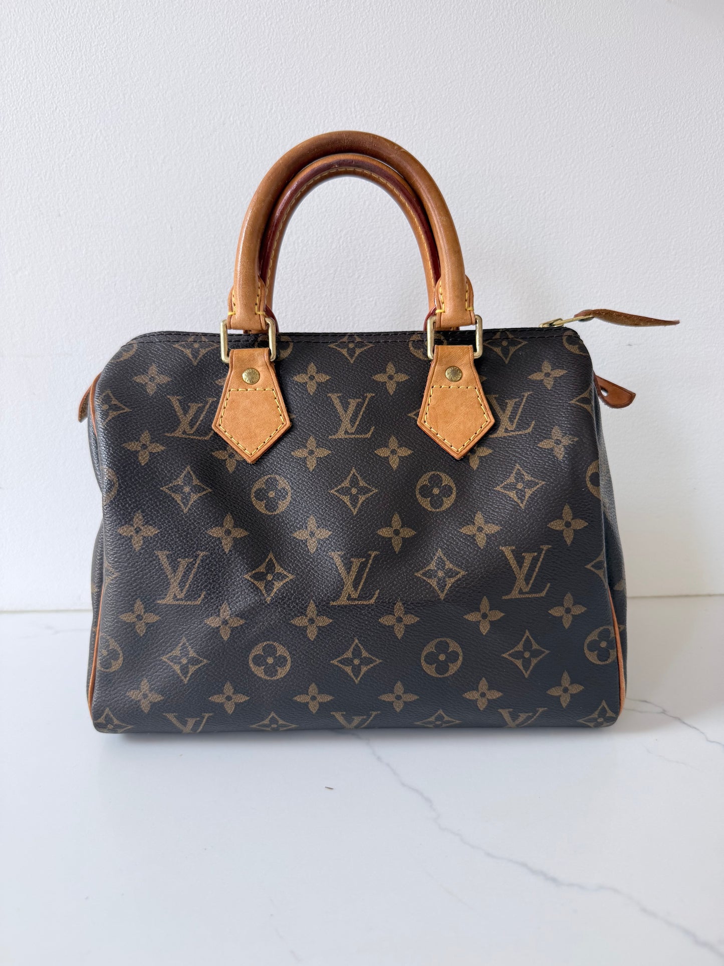 Louis Vuitton Monogram Speedy 25
