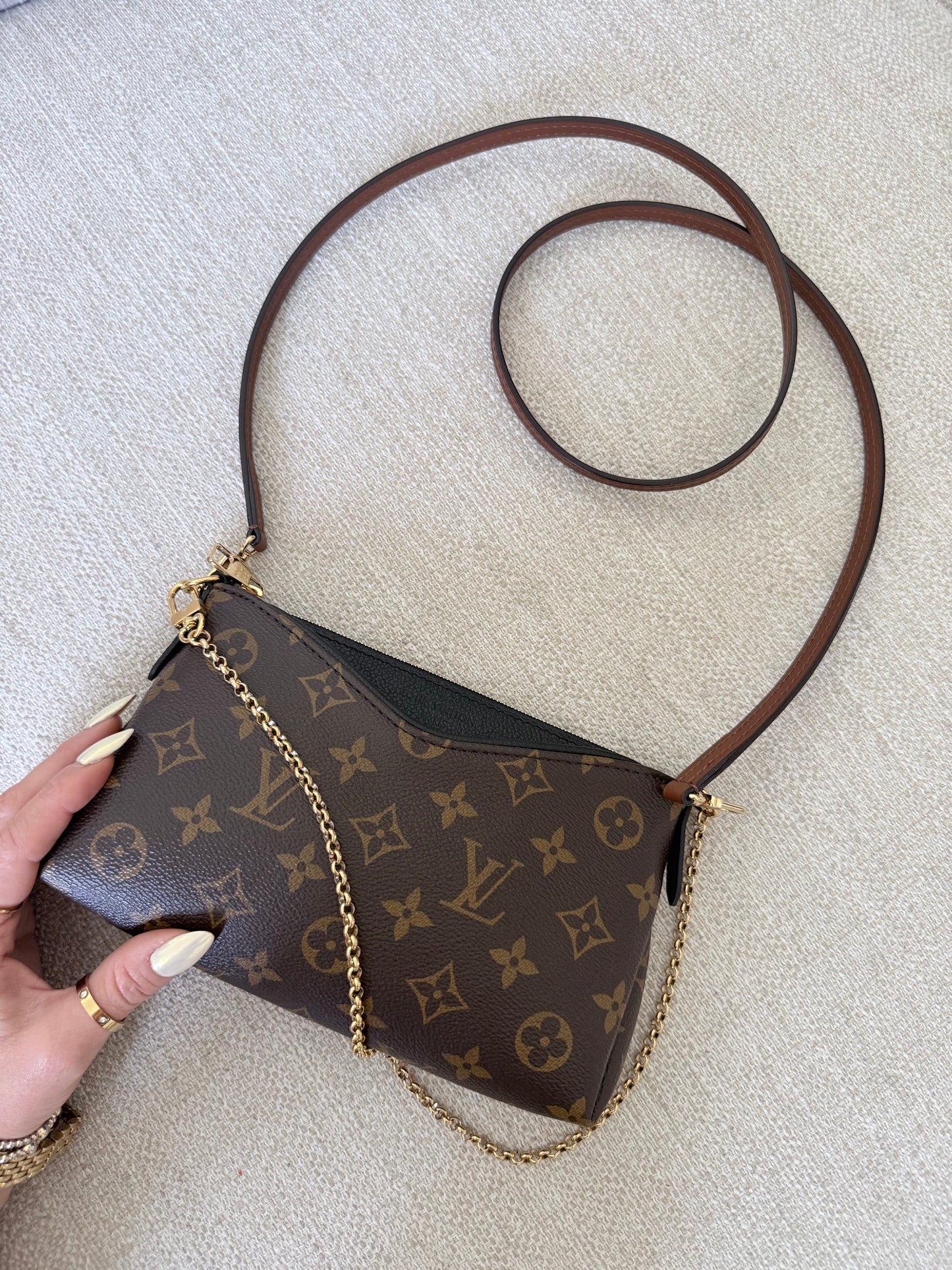 Louis Vuitton Pallas Crossbody Monogram