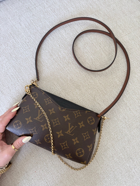 Louis Vuitton Pallas Crossbody Monogram