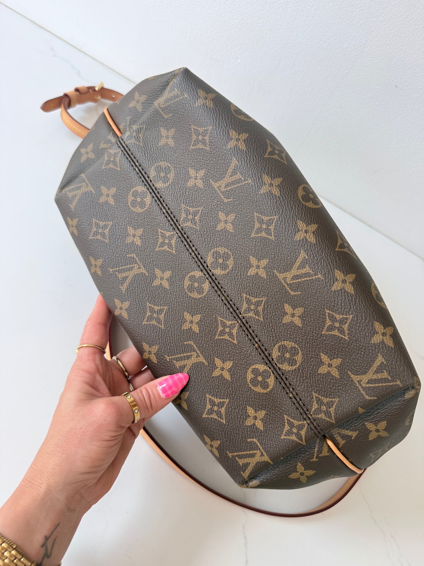 Louis Vuitton Turenne Monogram MM Handbag