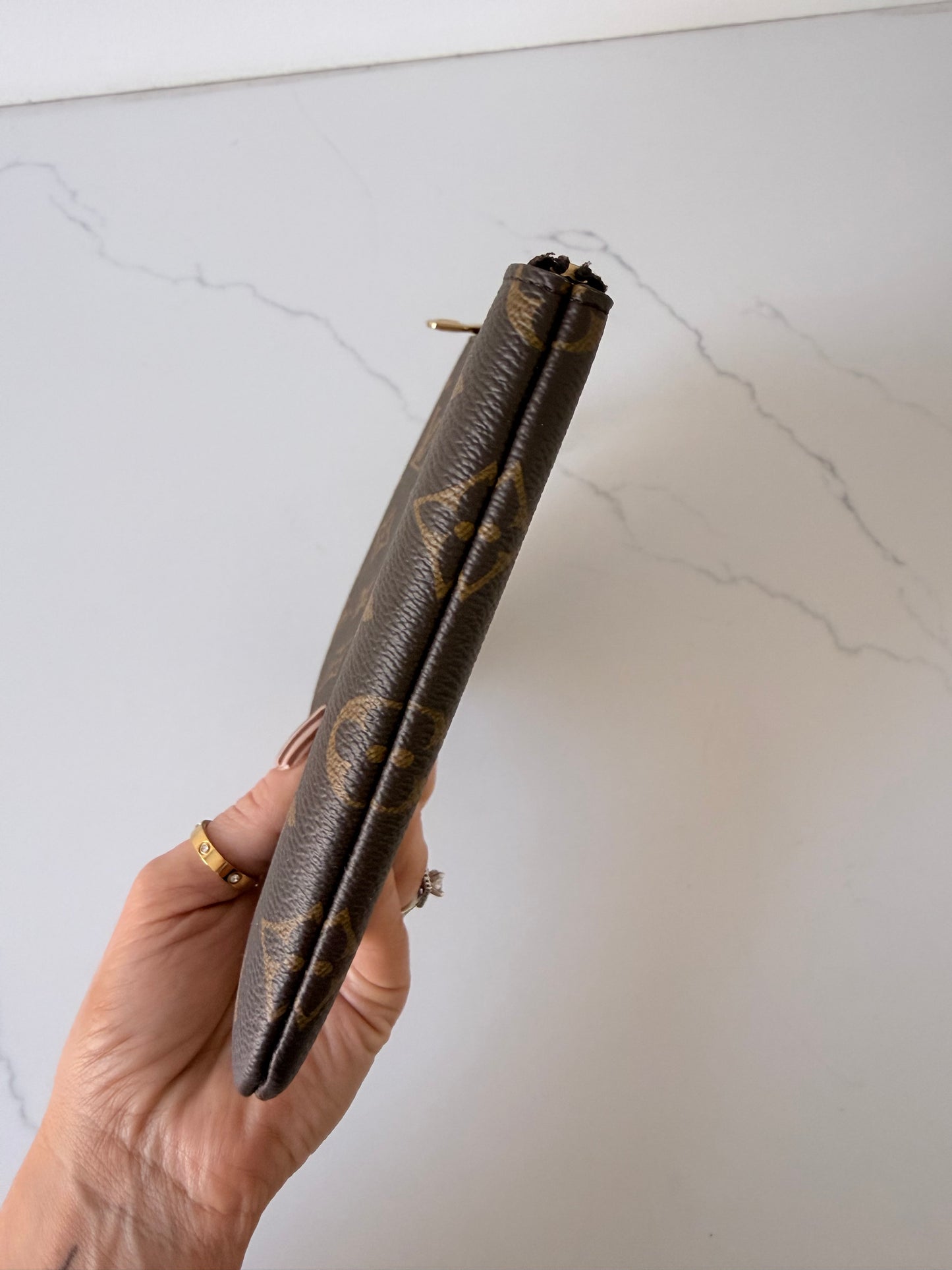 Louis Vuitton Key Pouch M