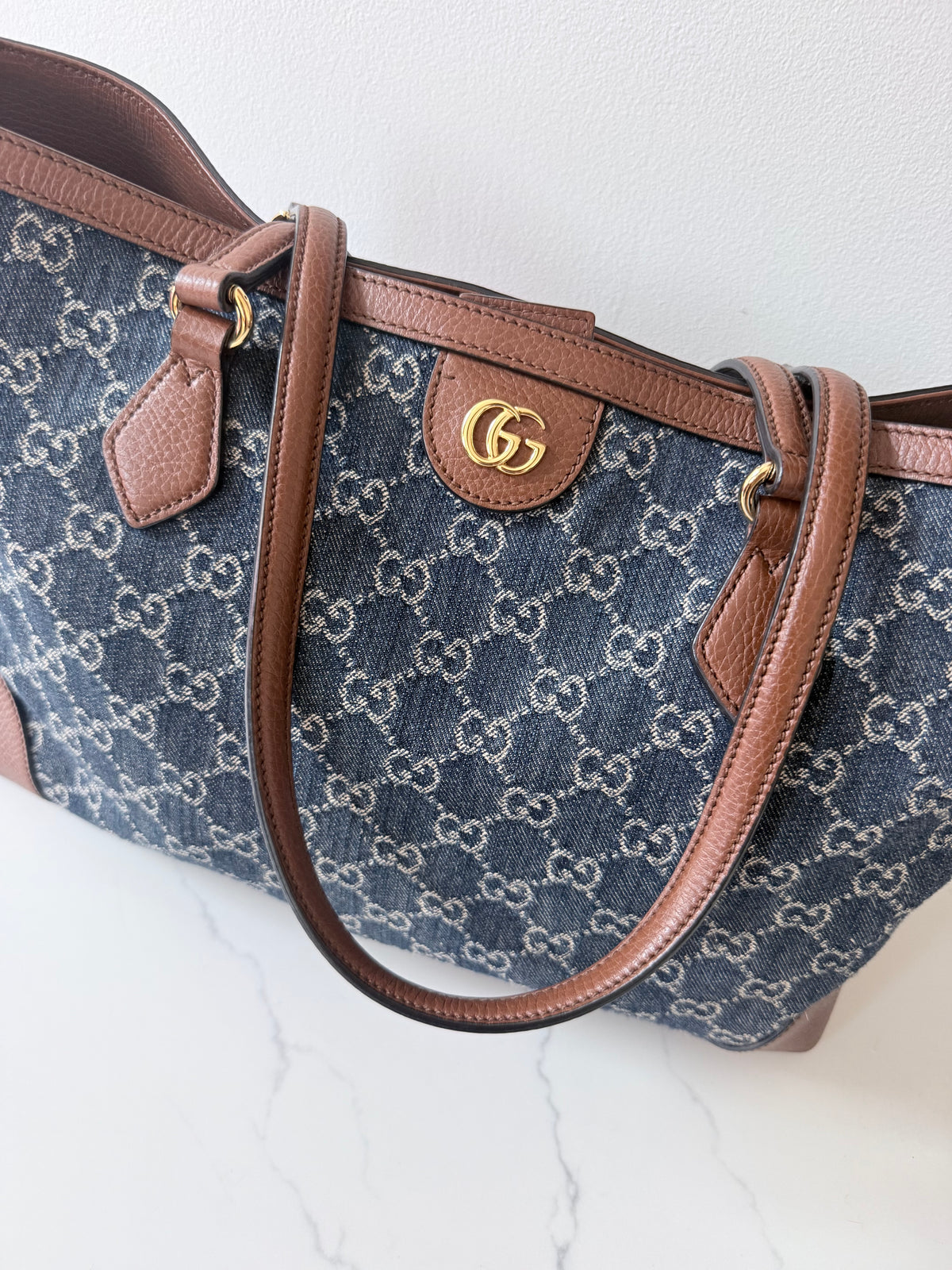 GUCCI New Denim GG Monogram Medium Ophidia Shopping Tote Blue