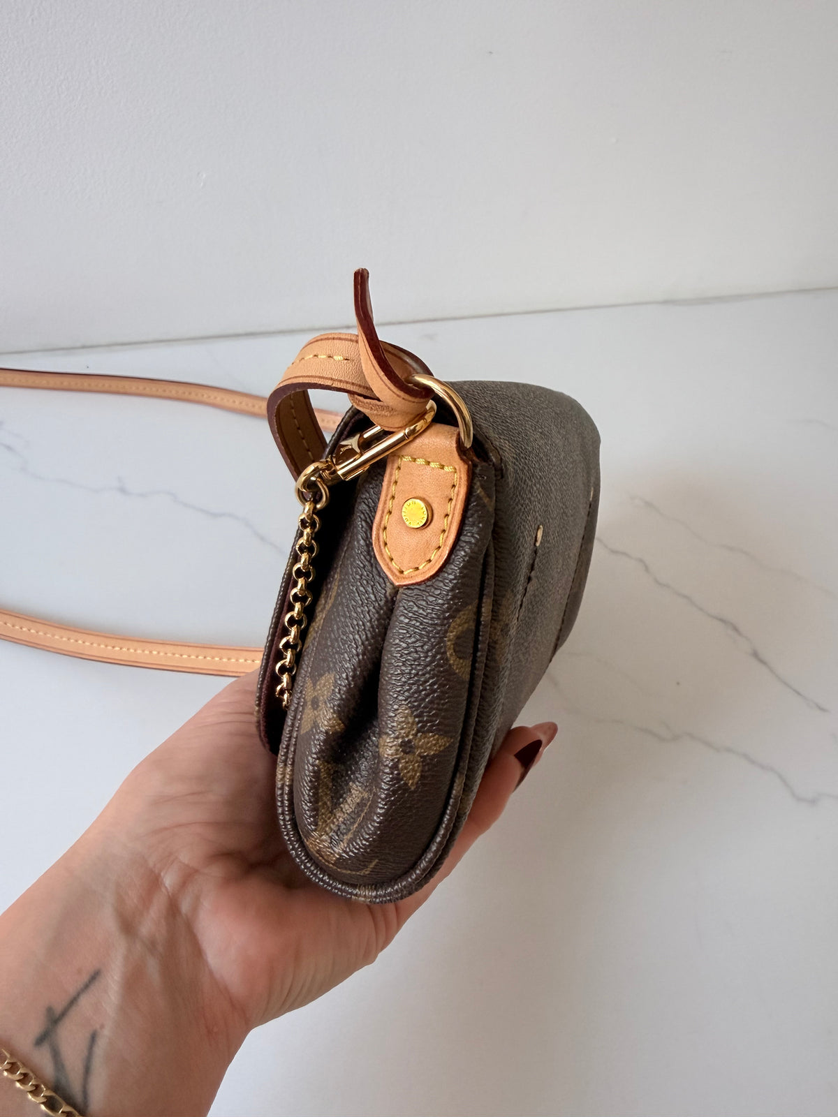 Louis Vuitton Favorite PM Monogram
