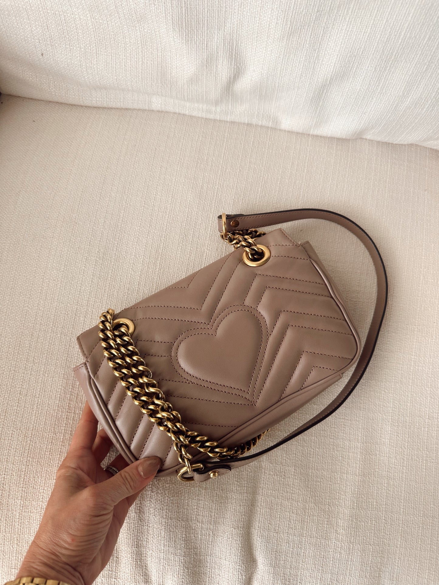 GUCCI Marmont Shoulder Bag