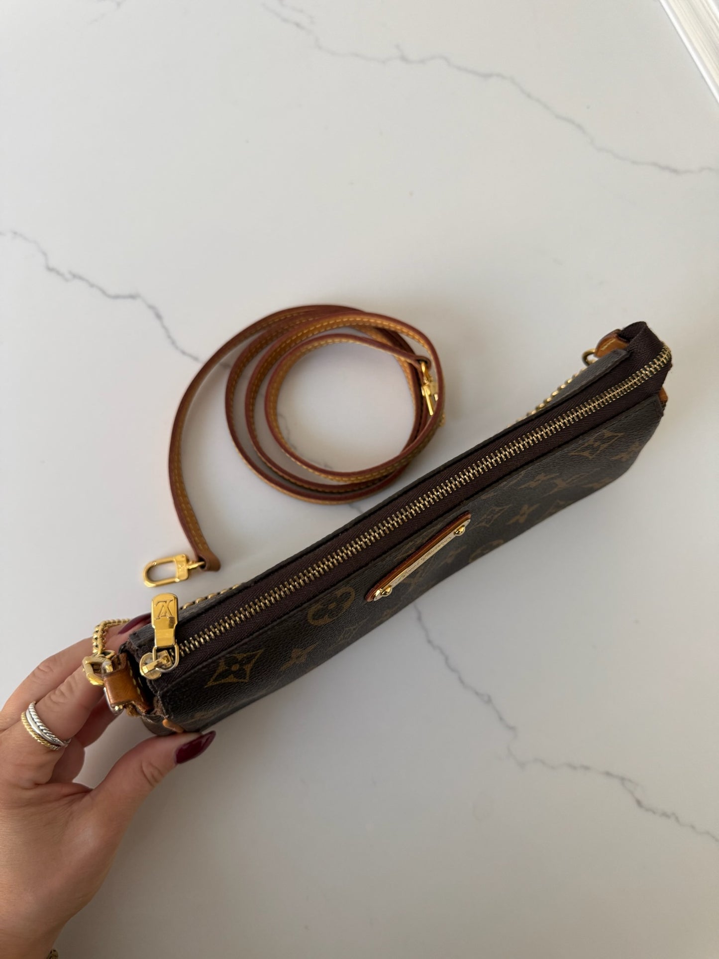Louis Vuitton Eva Clutch