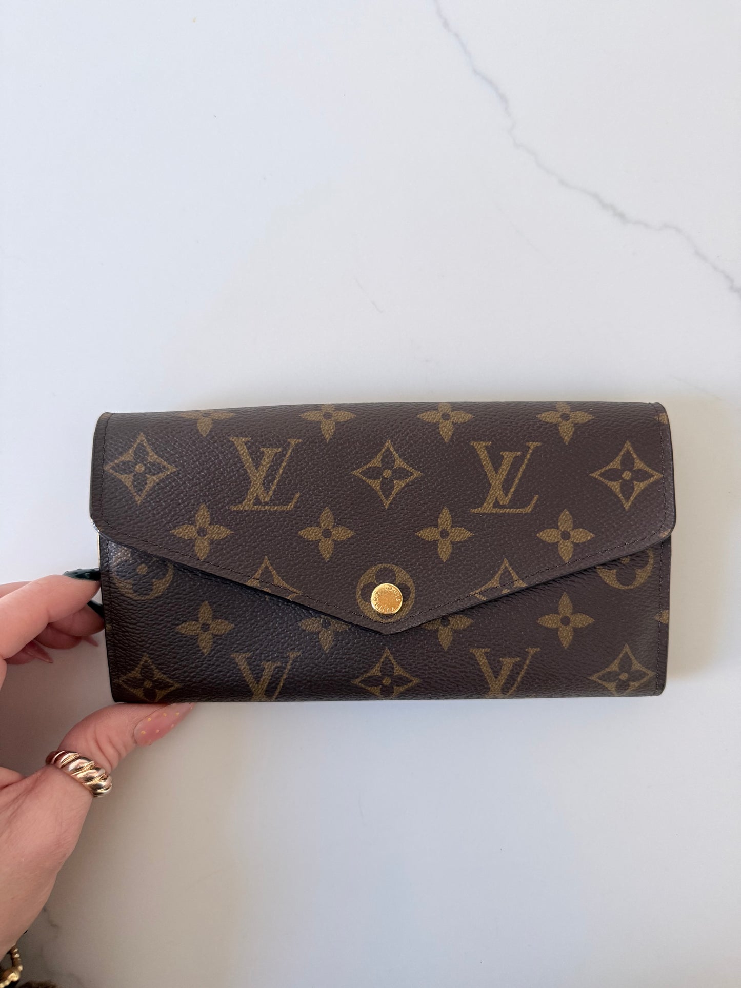 Louis Vuitton Monogram Sarah Wallet