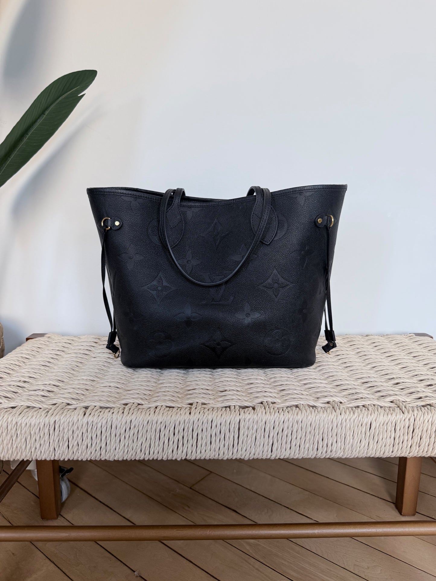 Louis Vuitton Neverfull Monogram Empreinte Leather MM