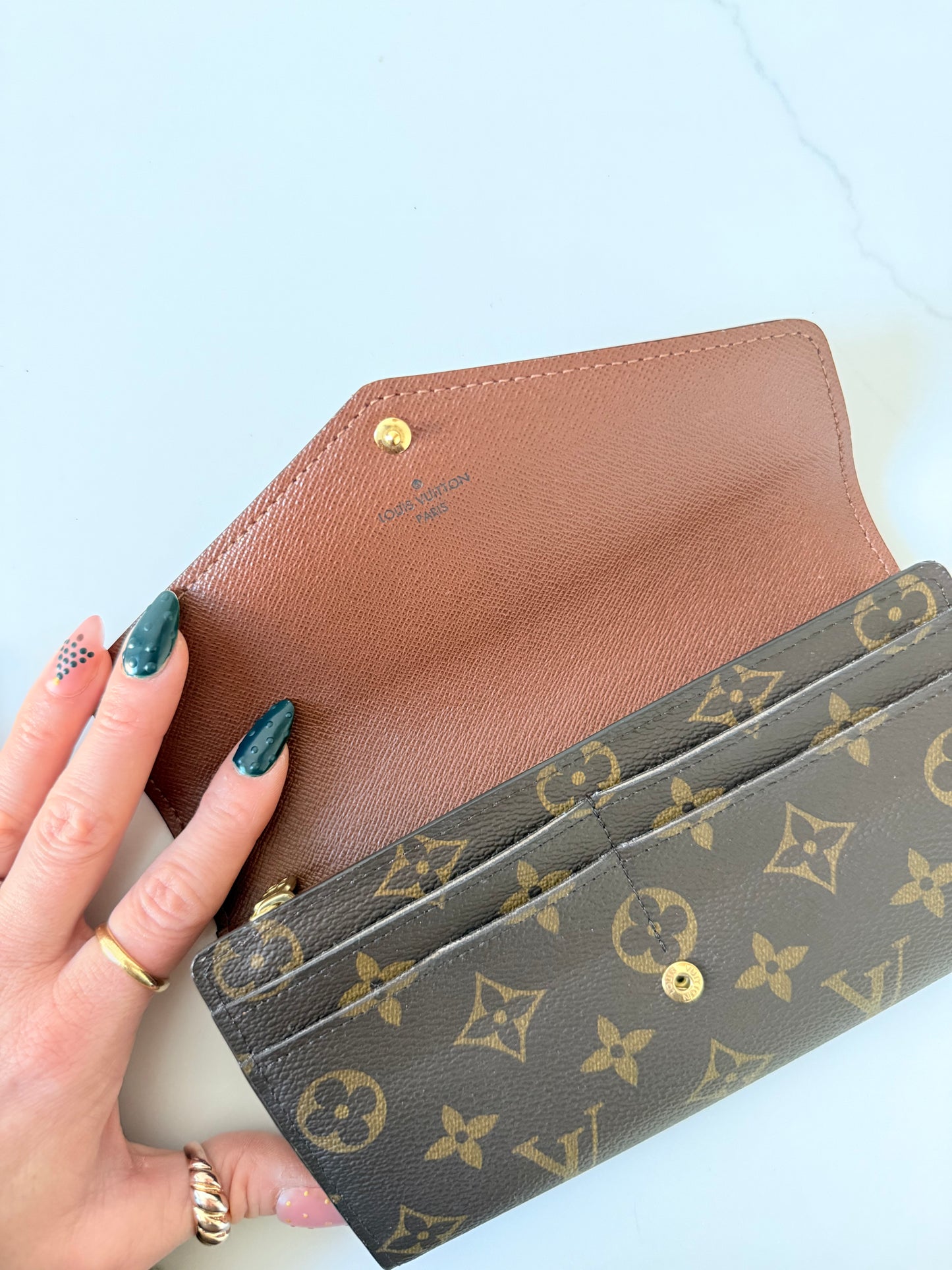 Louis Vuitton Monogram Sarah Wallet