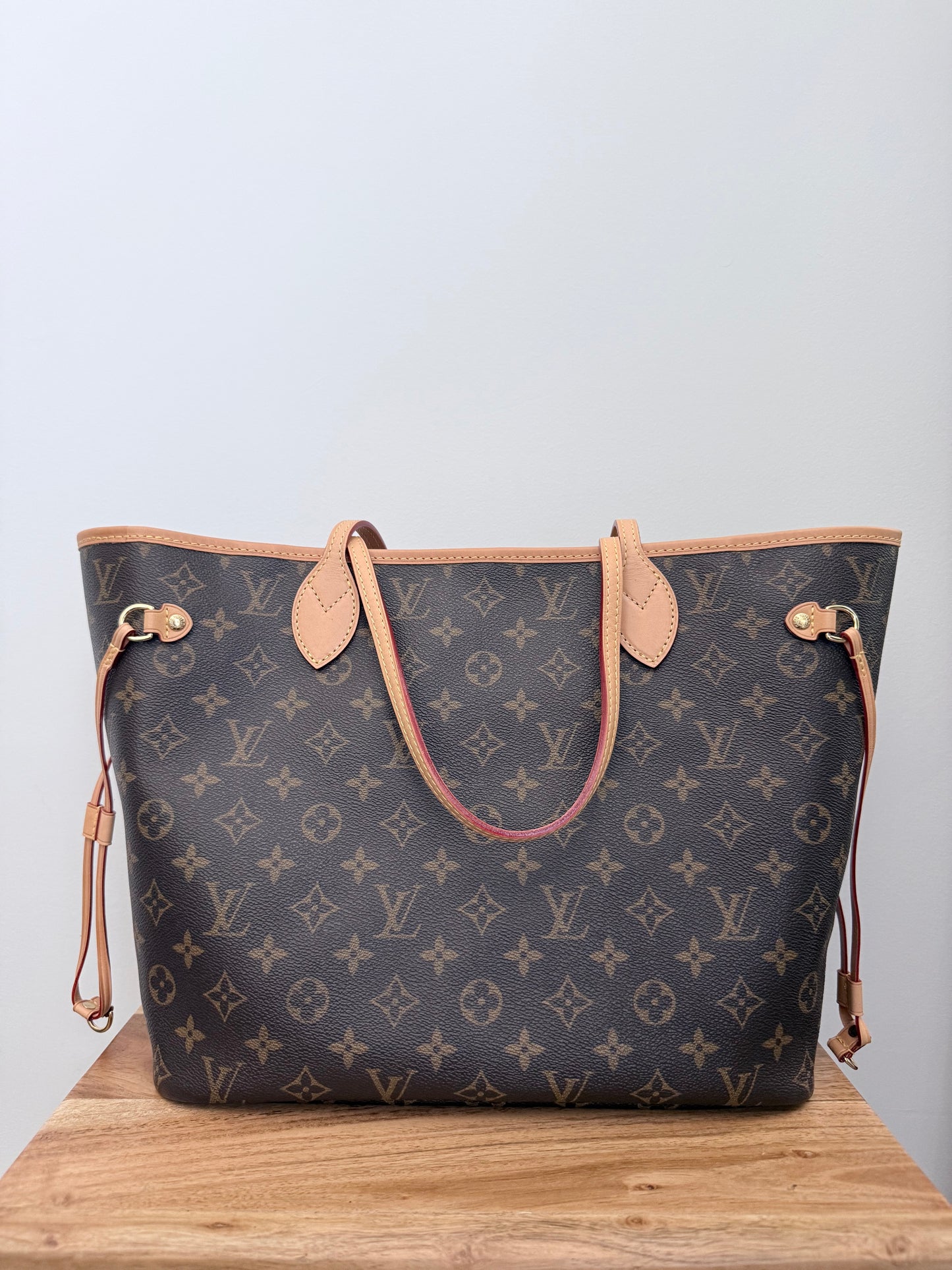 Louis Vuitton Neverfull Monogram MM