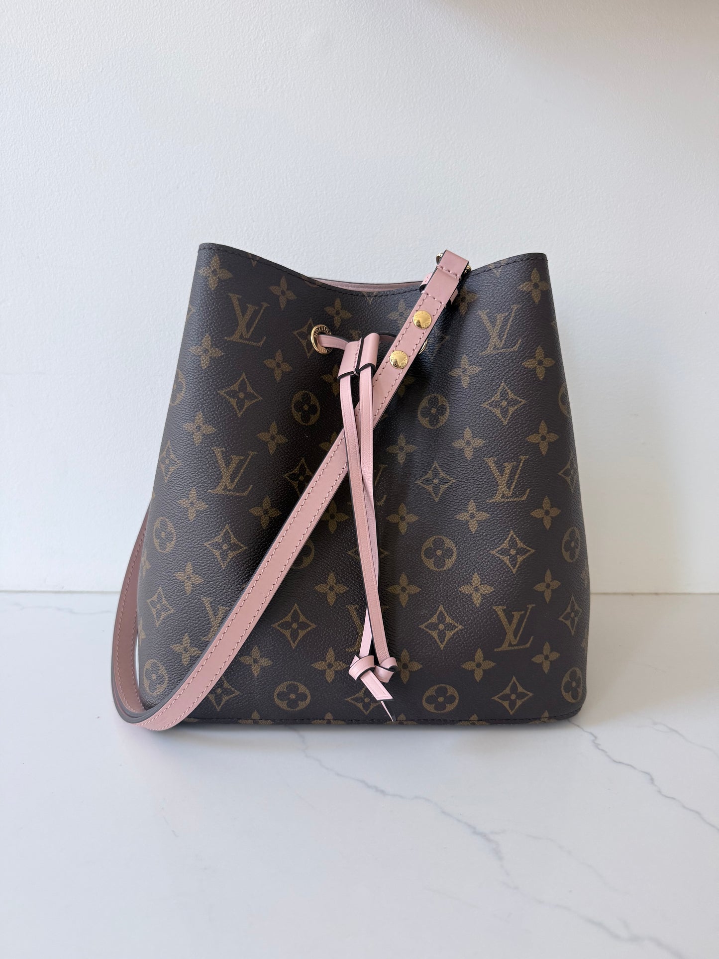 Louis Vuitton NeoNoe Monogram Rose