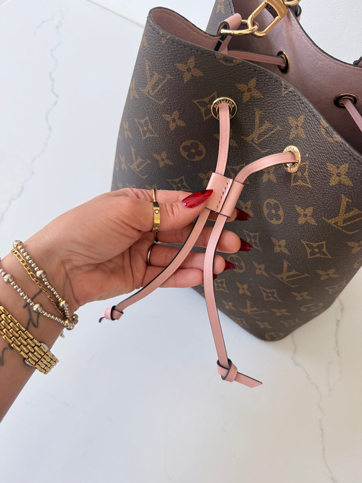 Louis Vuitton NeoNoe Monogram Rose