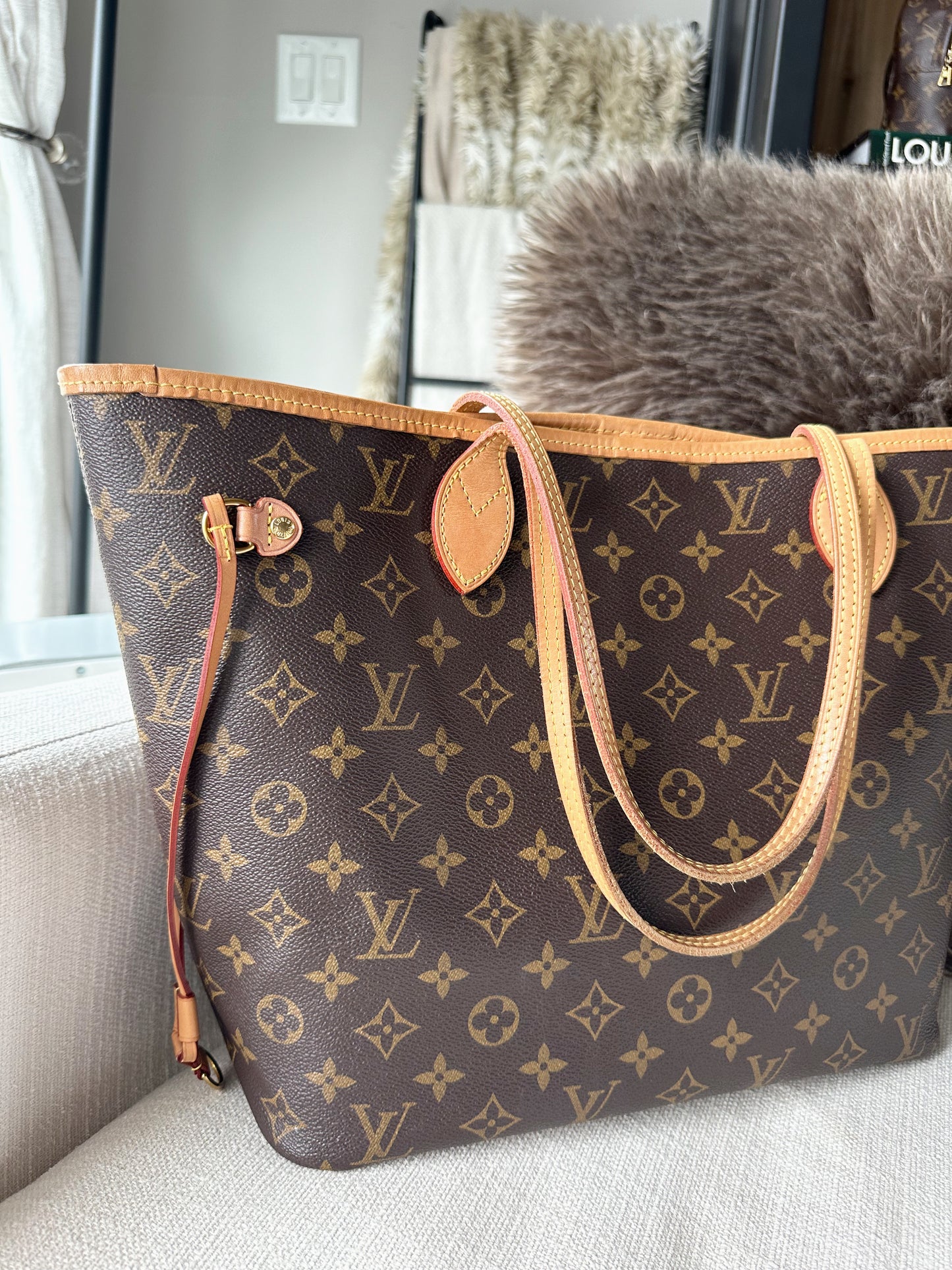 Louis Vuitton Monogram Neverfull MM Pivoine