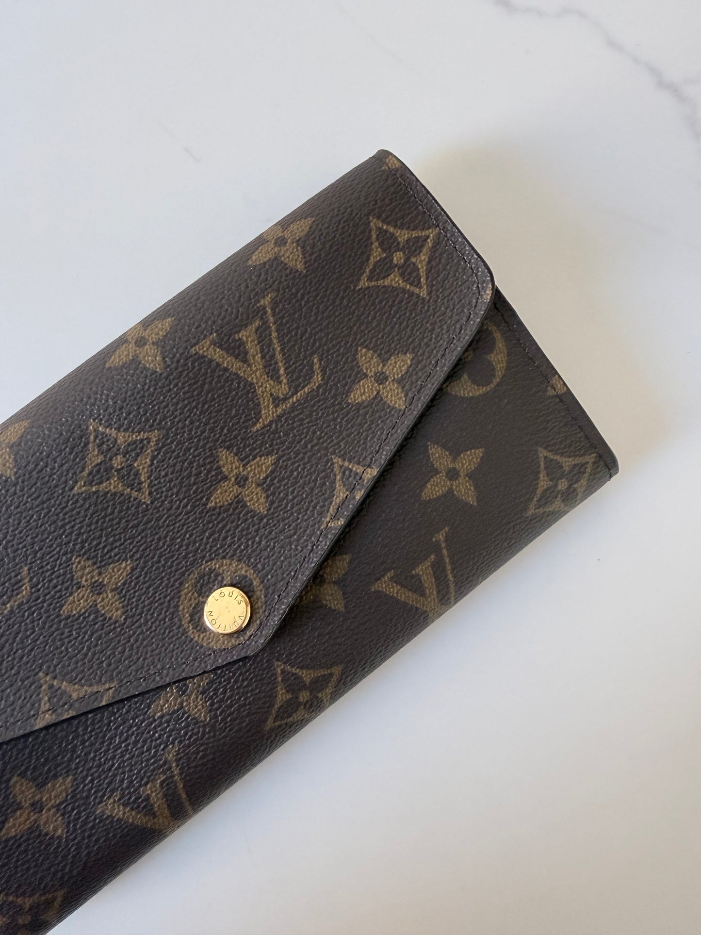 Louis Vuitton Monogram Sarah Wallet