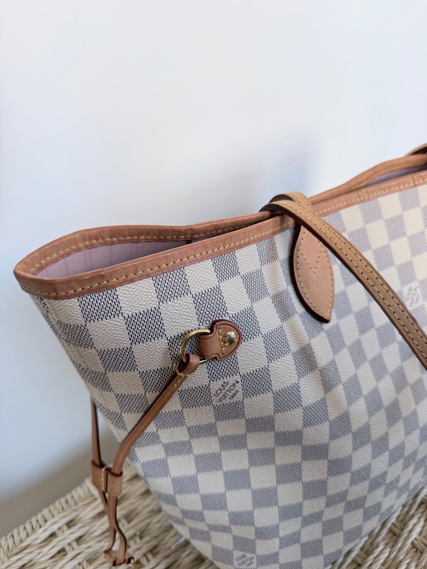 Louis Vuitton Neverfull Damier Azur Rose MM