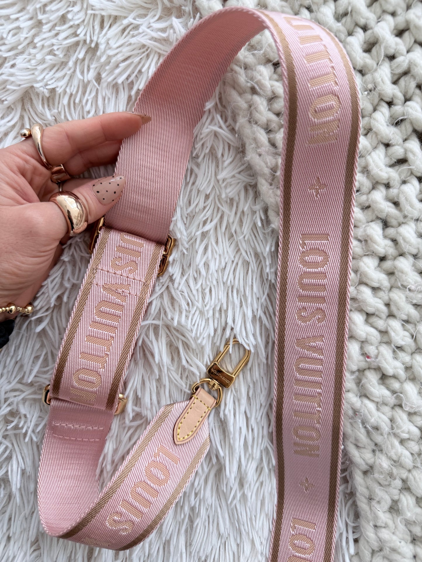 Louis Vuitton Rose Clar Strap