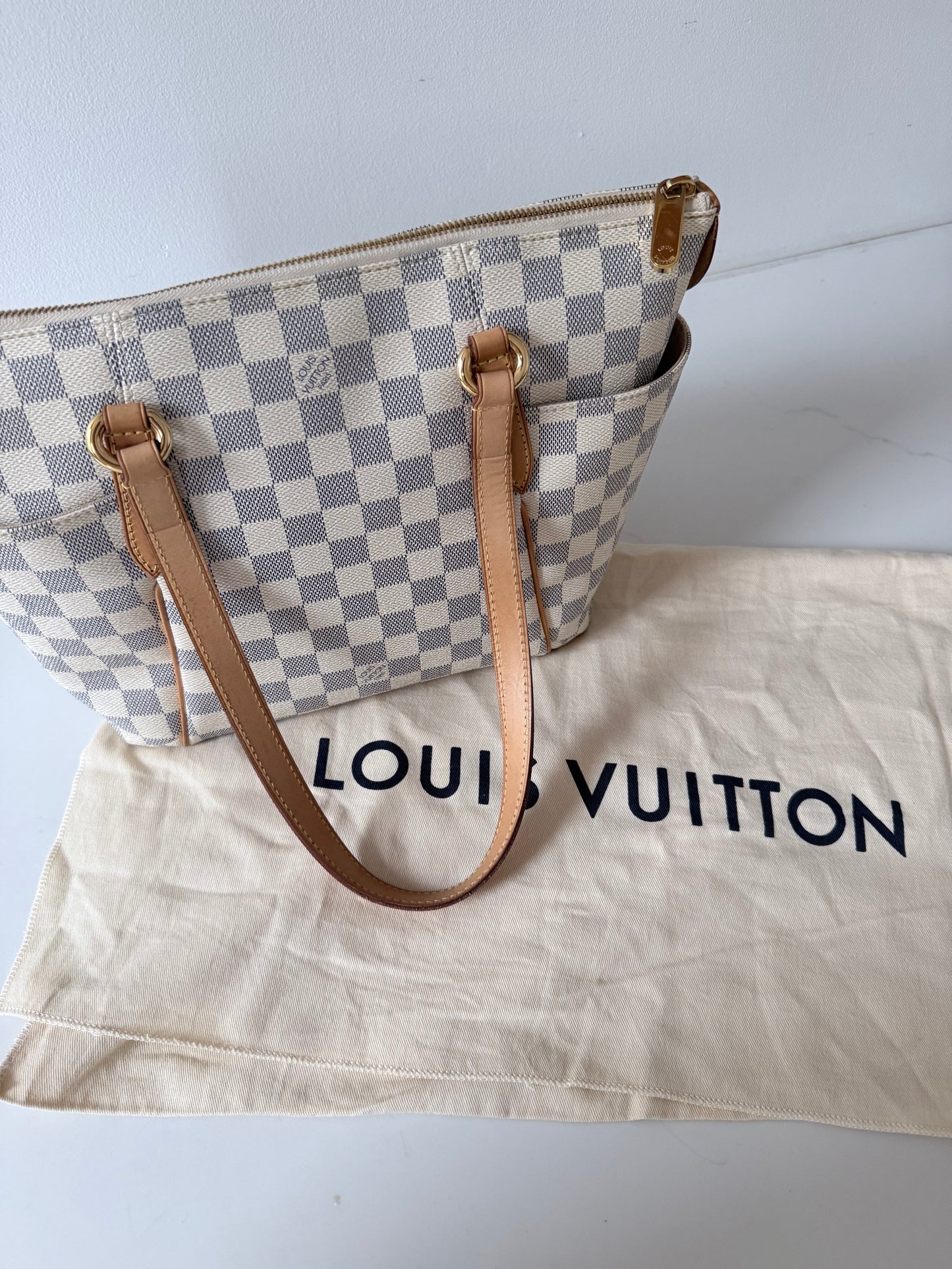 Louis Vuitton Azur Totally PM