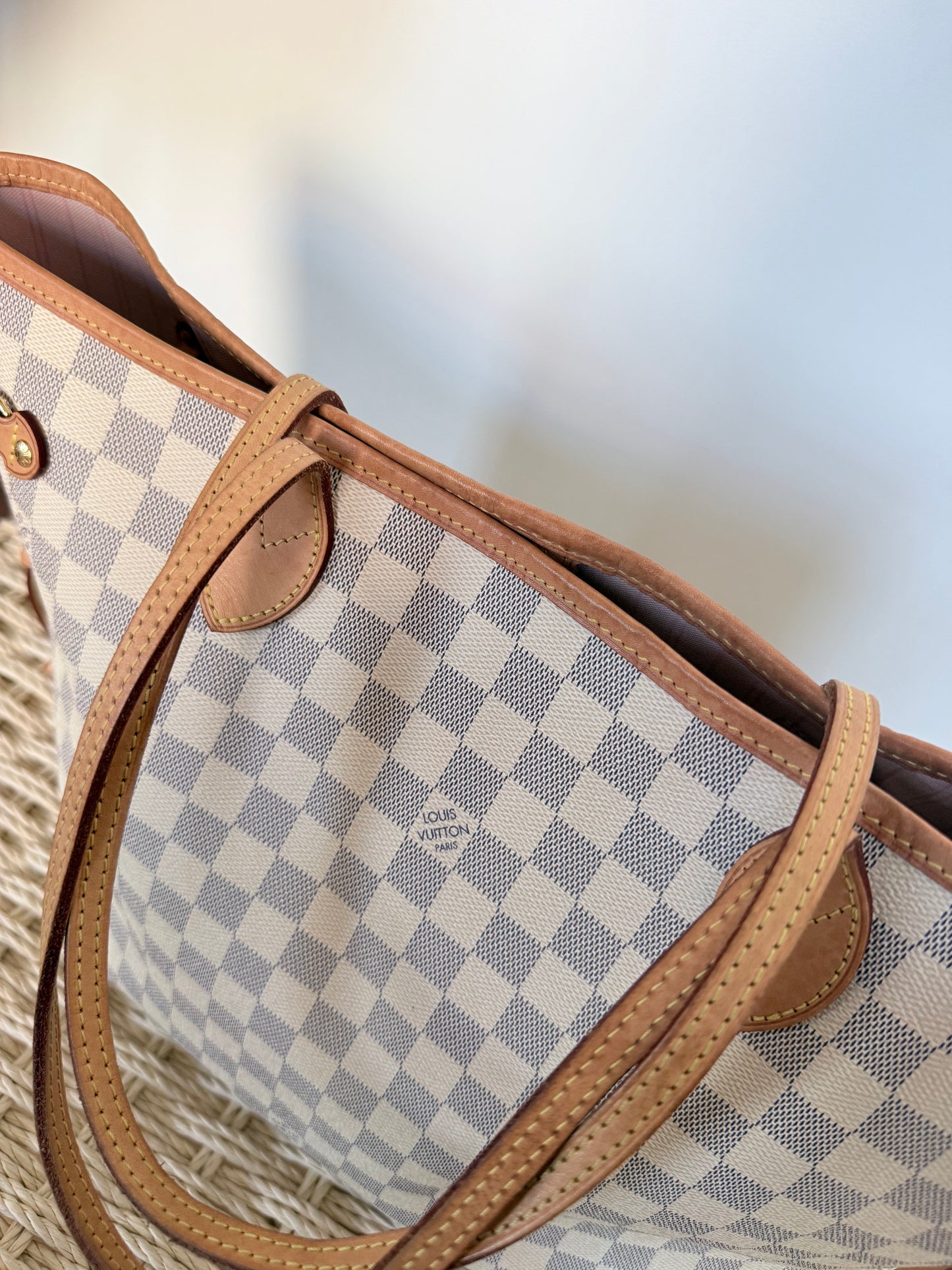 Louis Vuitton Neverfull Damier Azur Rose MM