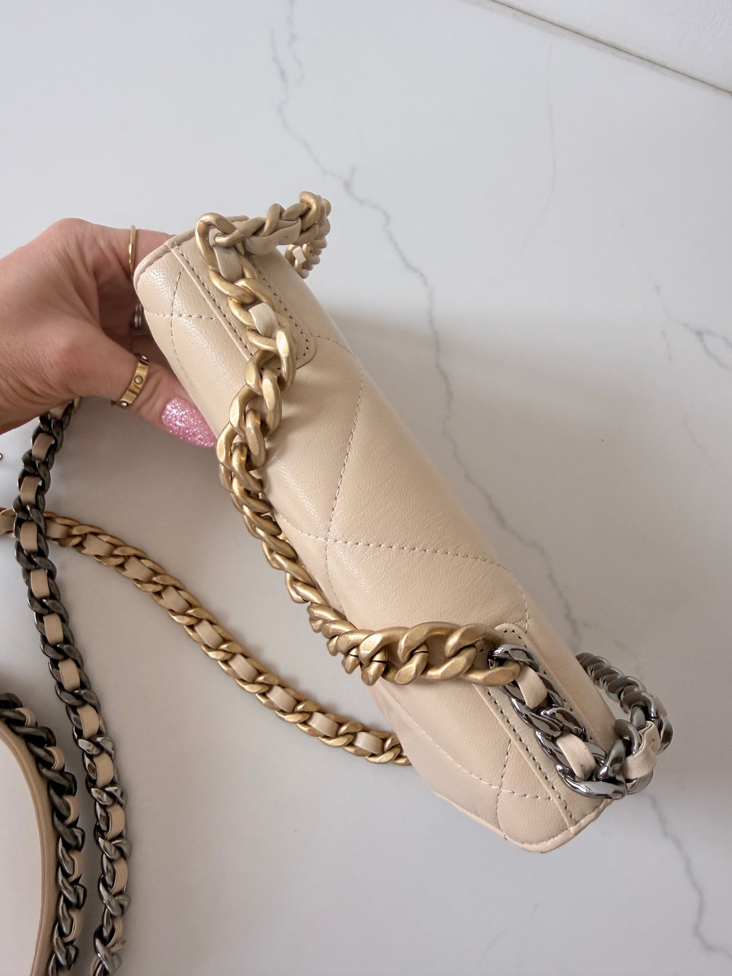 Quilted Chanel 19 Wallet On Chain Light Beige