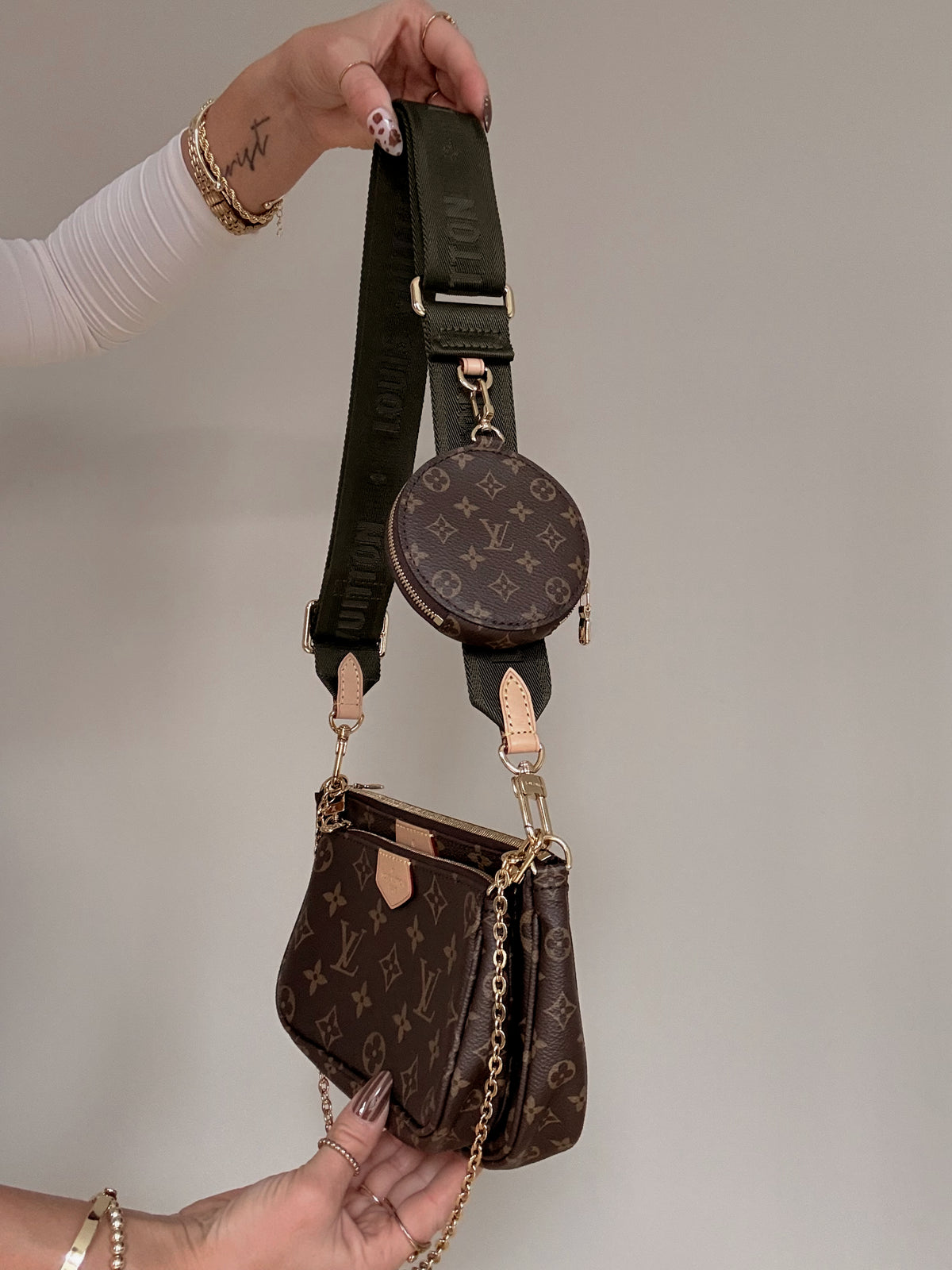 Louis Vuitton Multi Pochette Accessoires Kaki