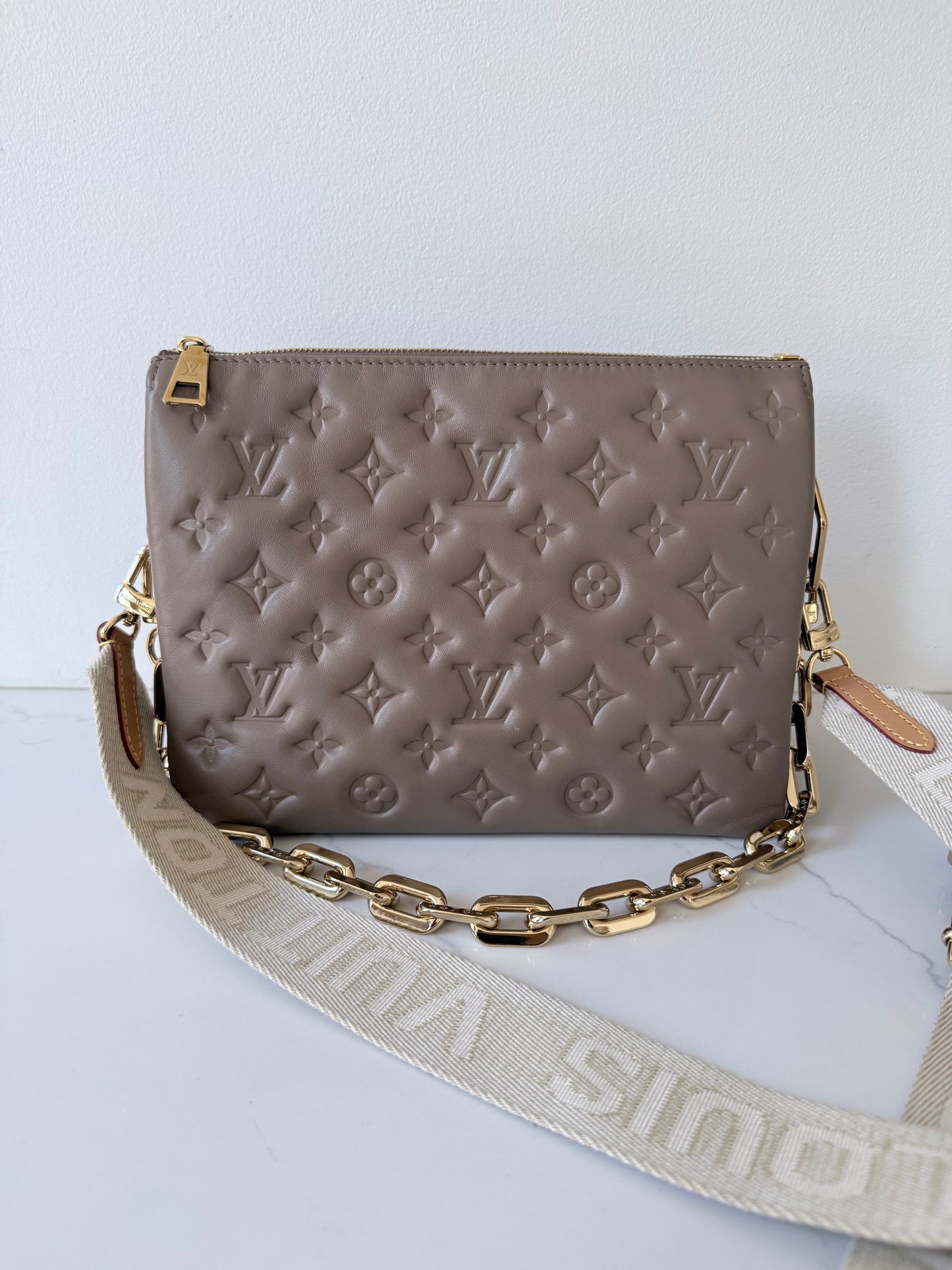 Louis Vuitton Coussin MM Taupe