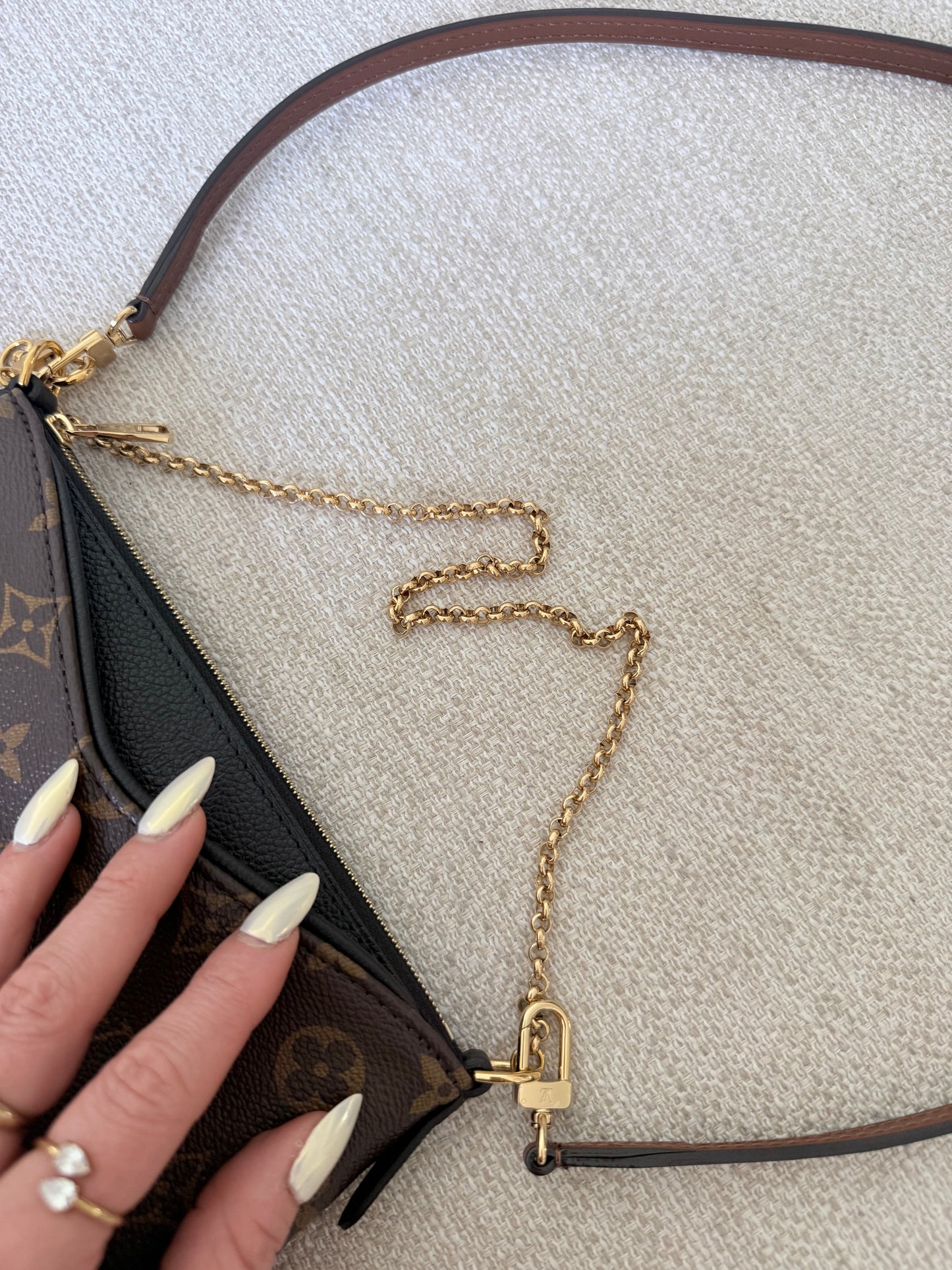 Louis Vuitton Pallas Crossbody Monogram