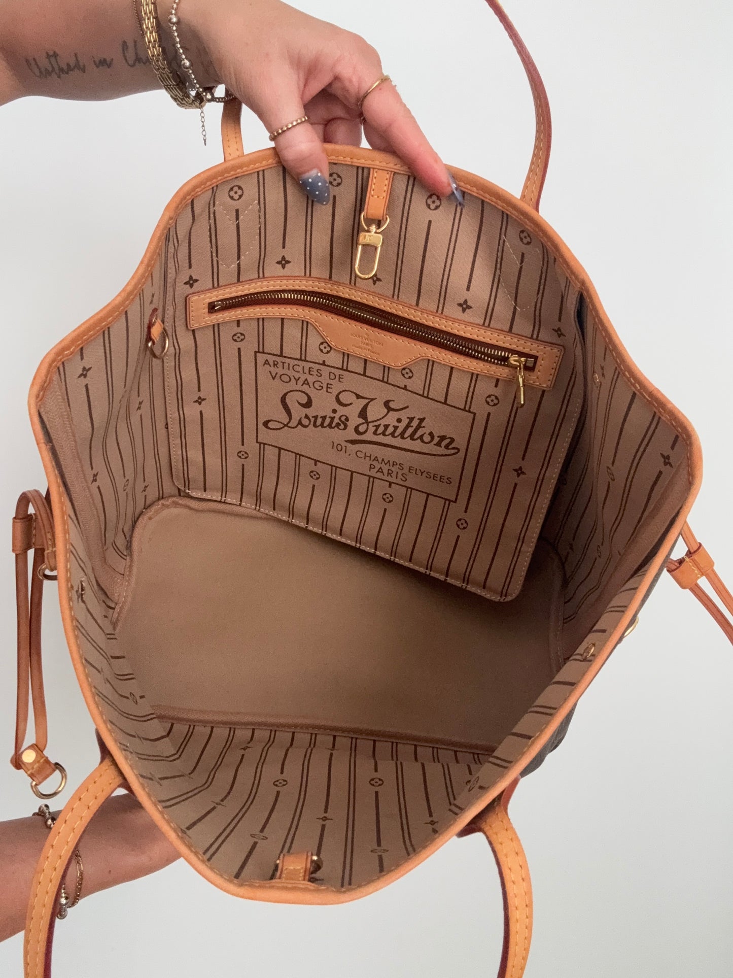 Louis Vuitton Neverfull MM Monogram