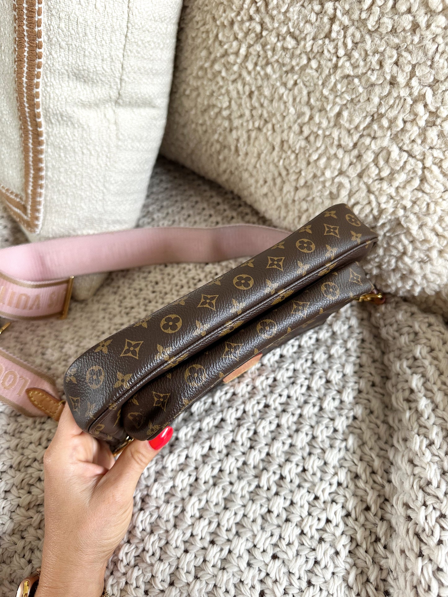 Louis Vuitton Multi Pochette