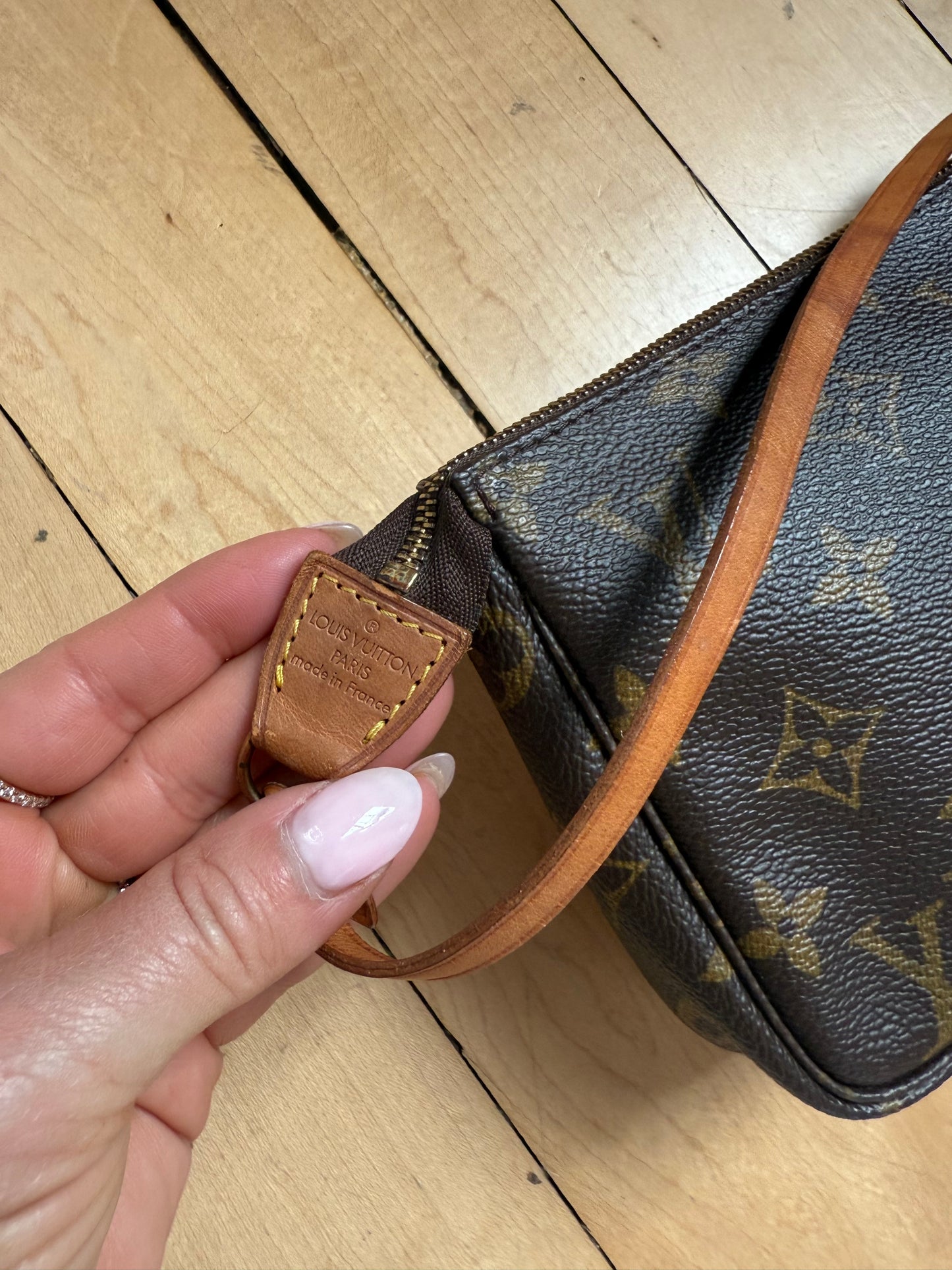 Louis Vuitton Monogram Pochette Accessories Pouch