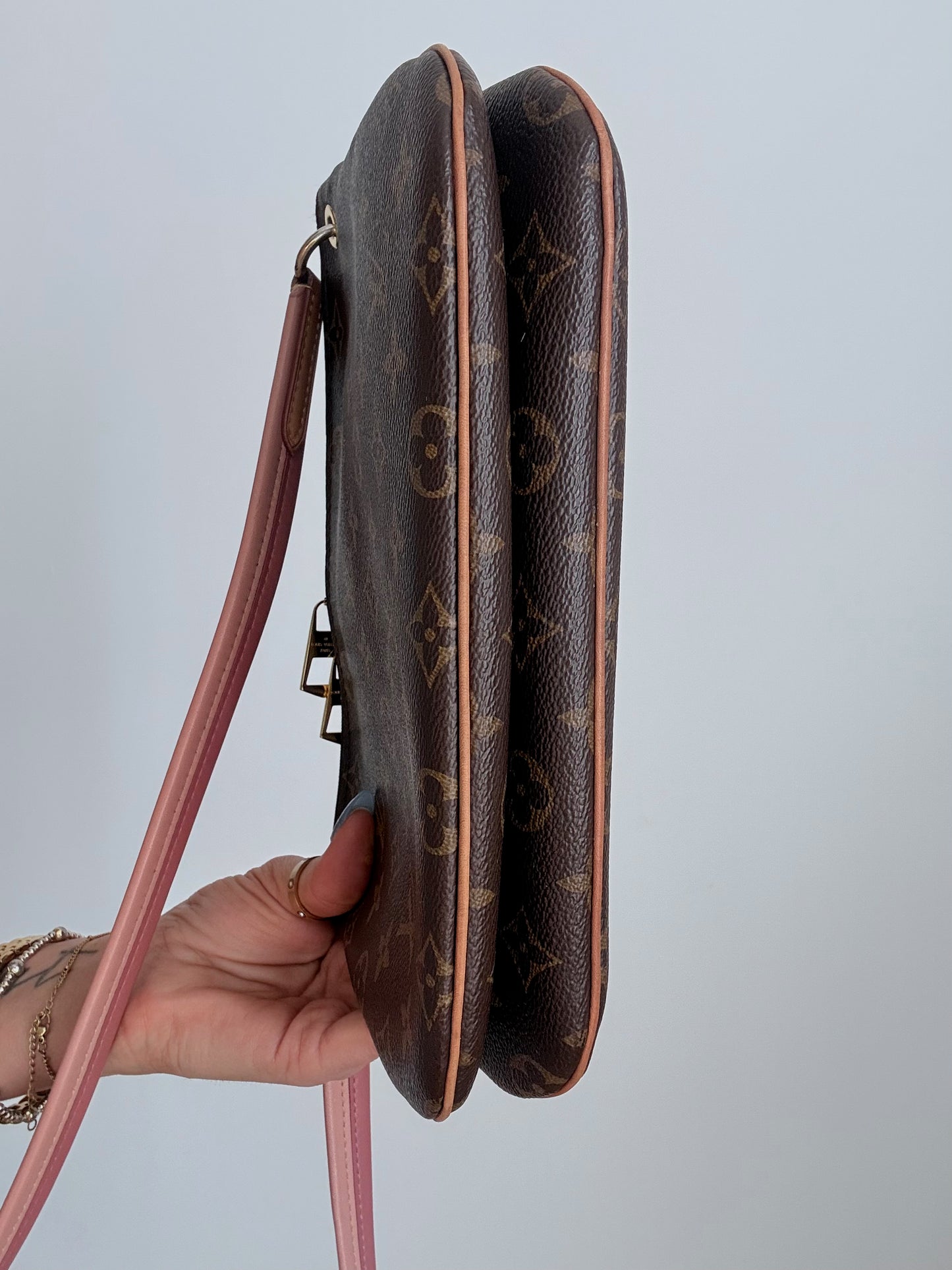 Louis Vuitton Monogram Lorette Vieux Rose