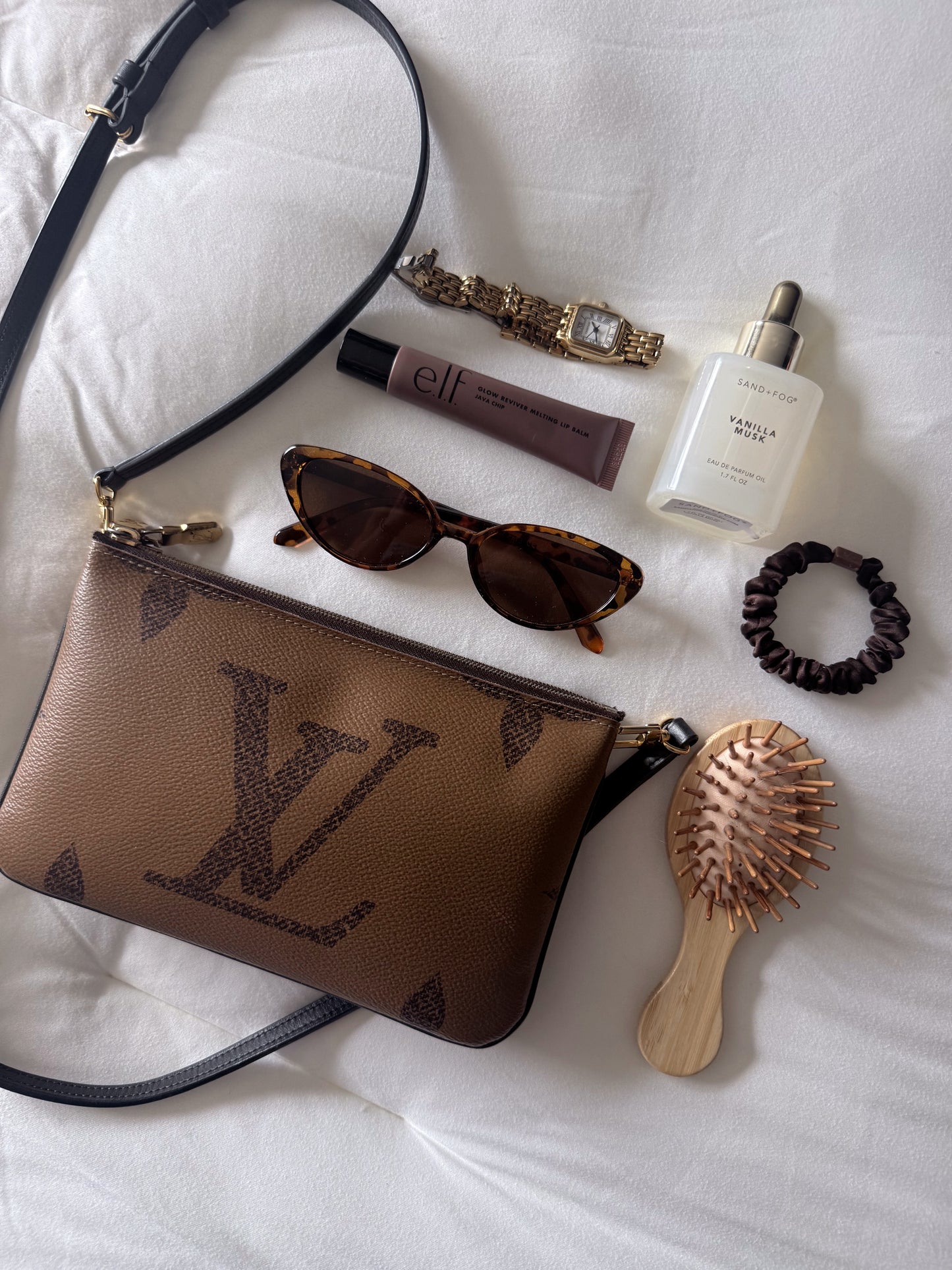 Louis Vuitton Reverse Monogram Giant Double Zip Pochette