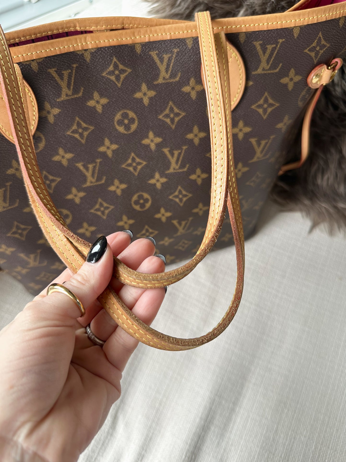 Louis Vuitton Monogram Neverfull MM Pivoine