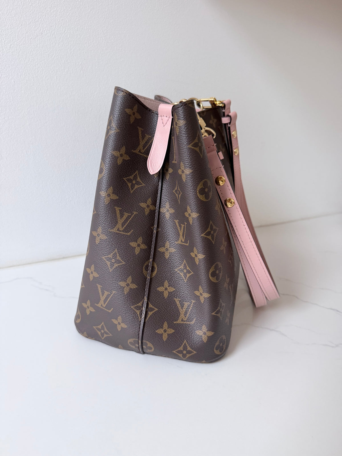 Louis Vuitton NeoNoe Monogram Rose