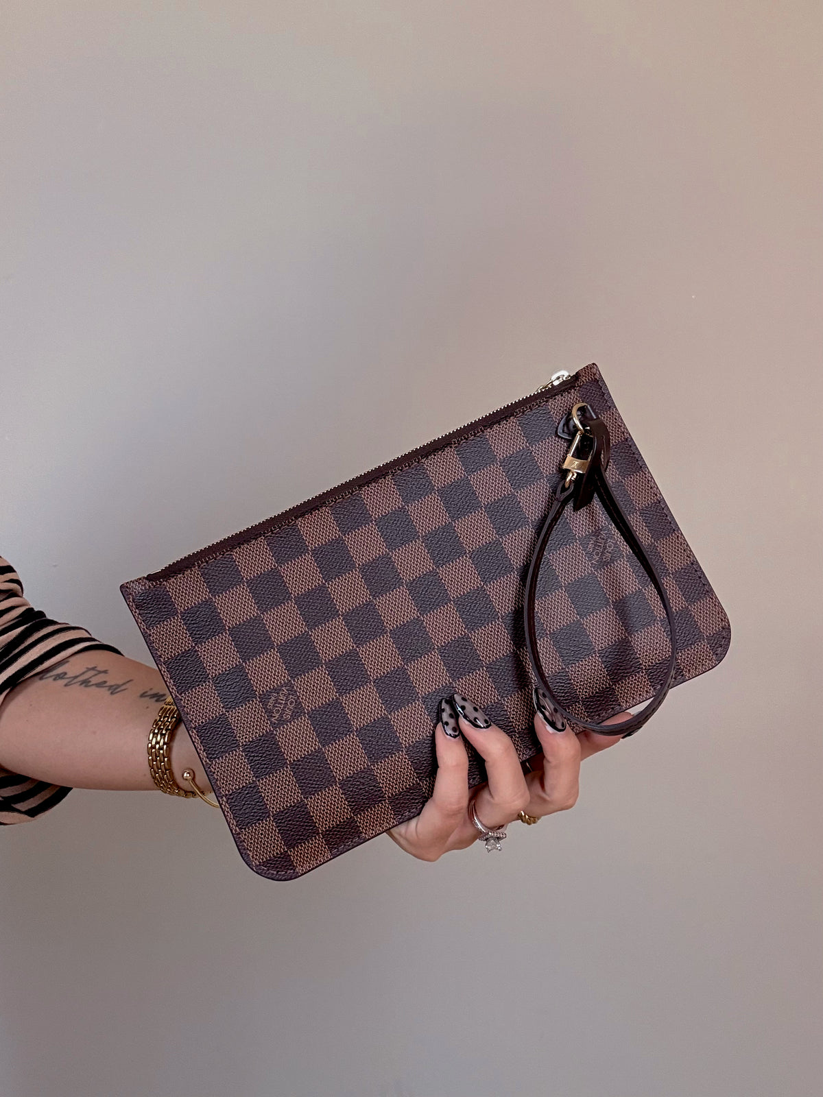 Louis Vuitton Neverfull Wristlet Damier Ebene