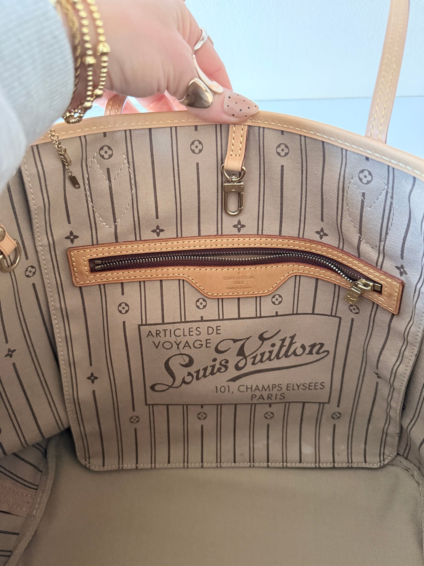 Louis Vuitton Neverfull Monogram MM