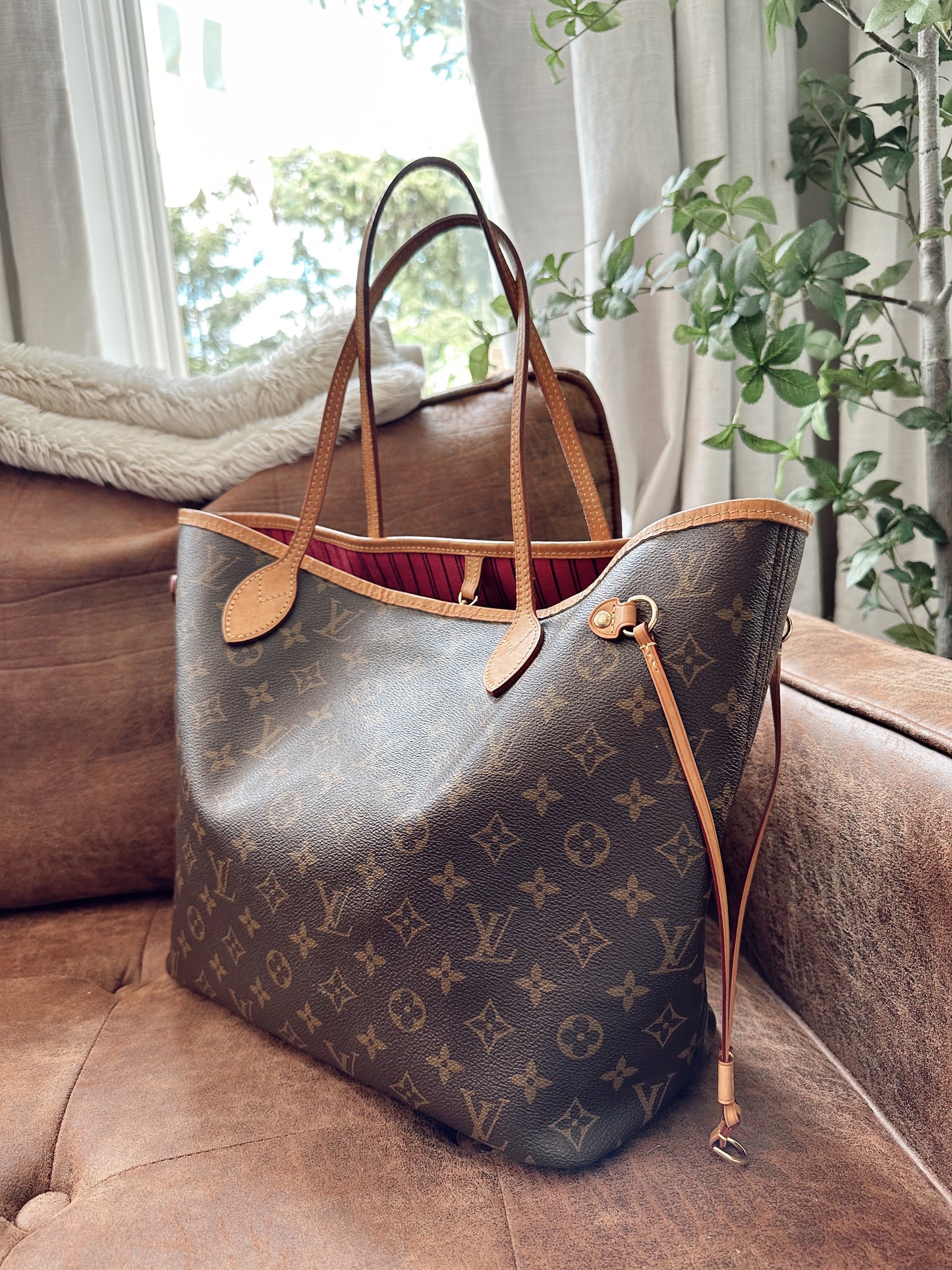 Louis Vuitton Neverfull MM Monogram