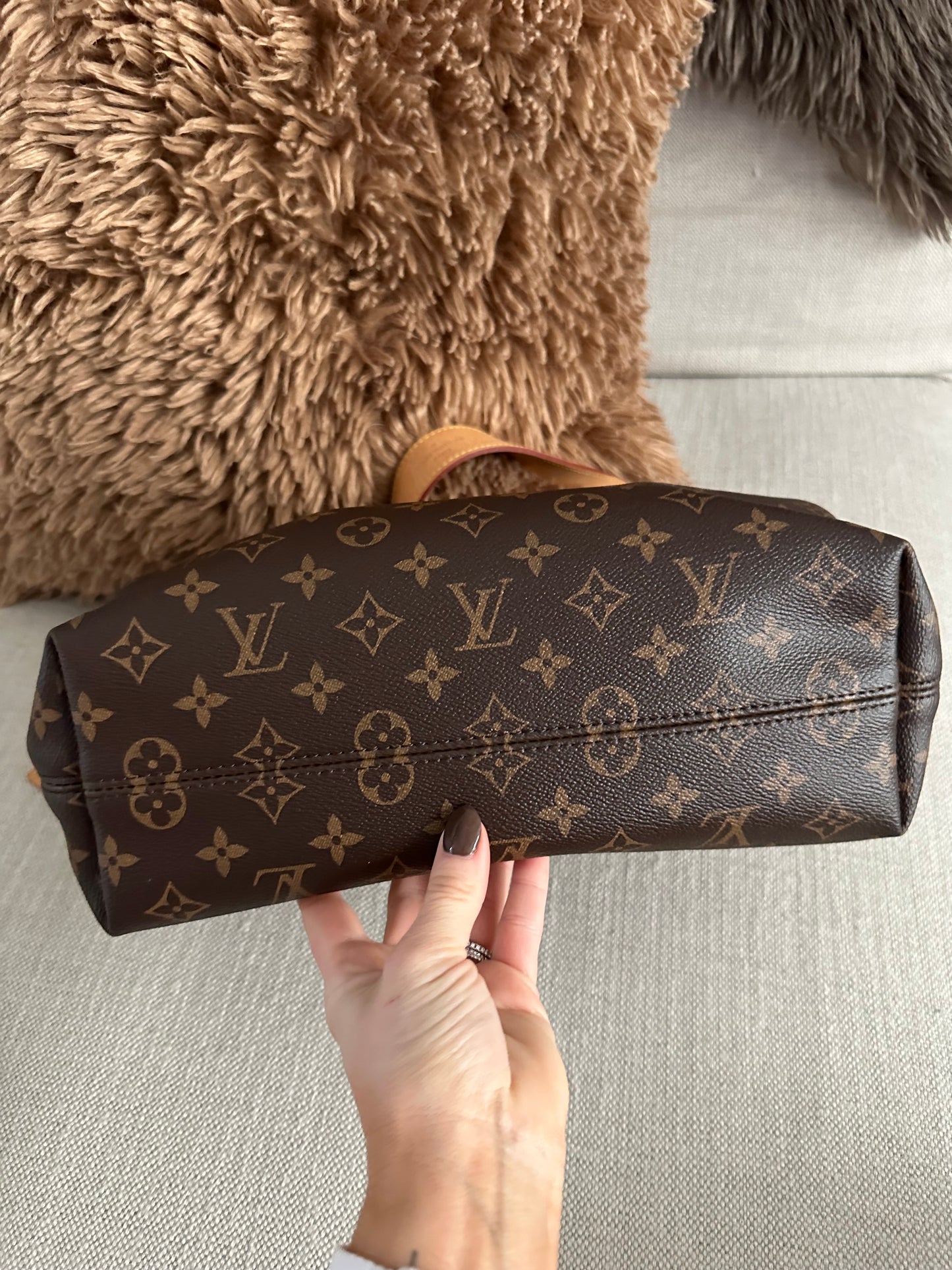 Louis Vuitton Graceful PM Monogram