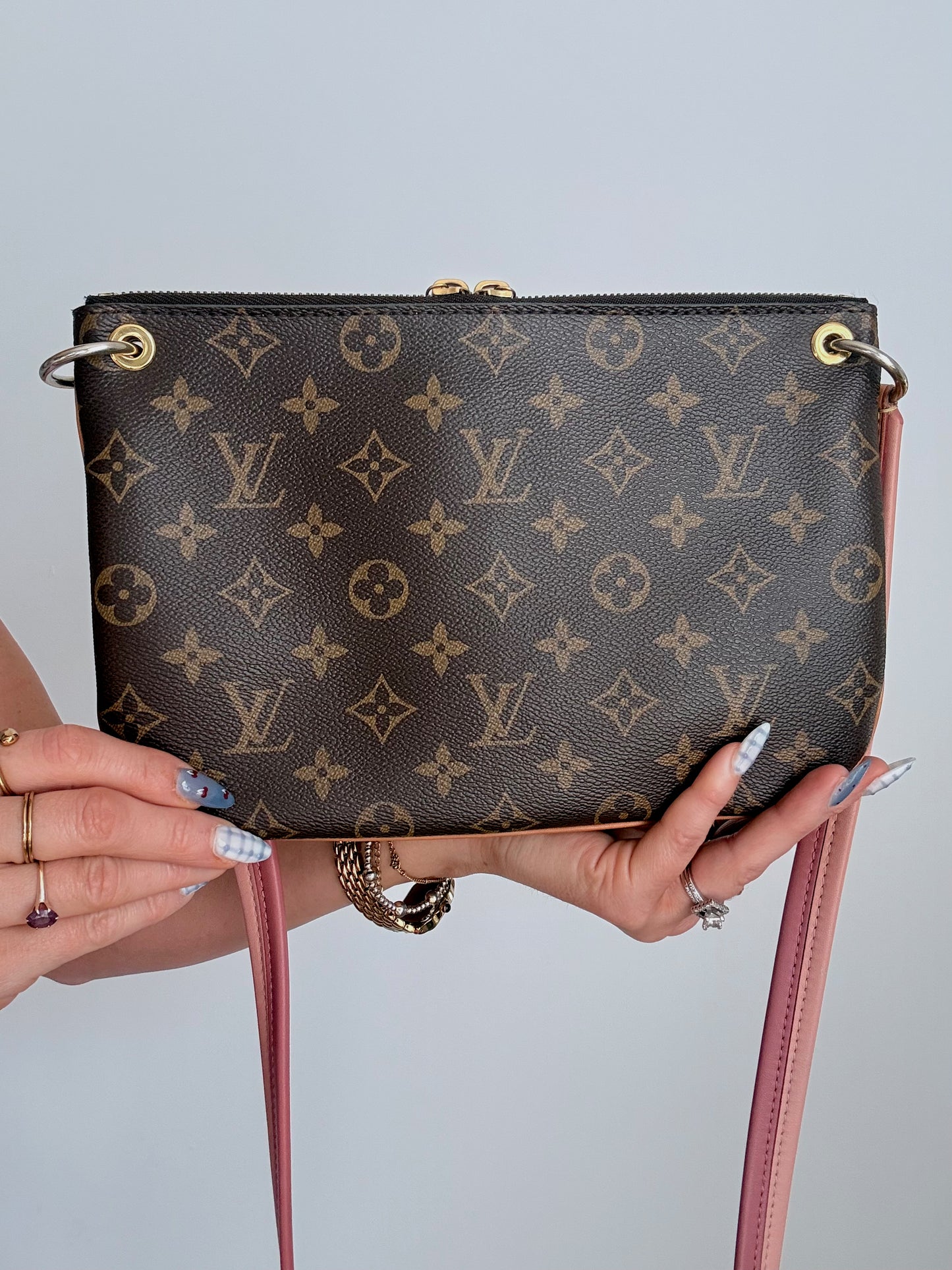 Louis Vuitton Monogram Lorette Vieux Rose