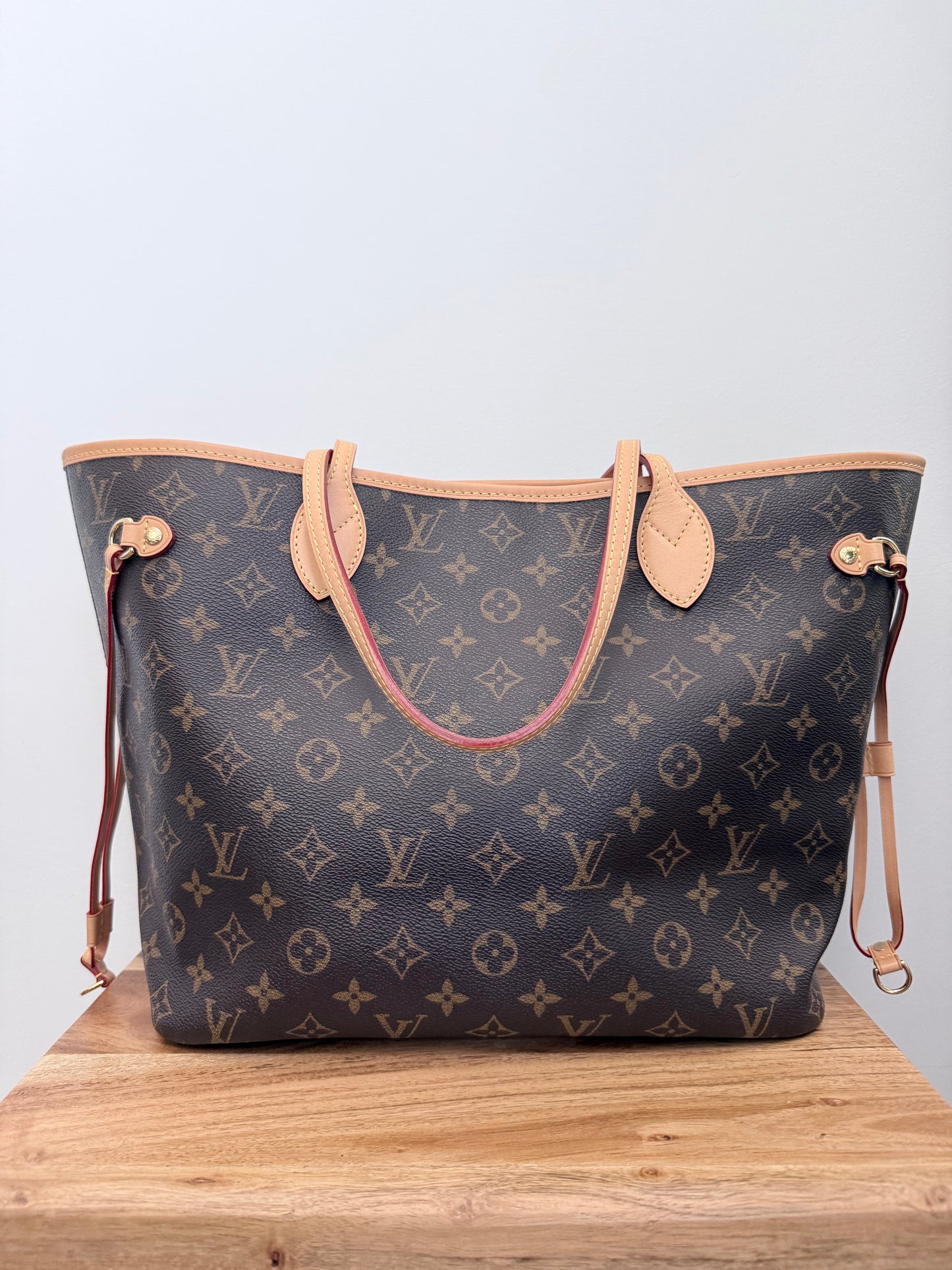 Louis Vuitton Neverfull Monogram MM