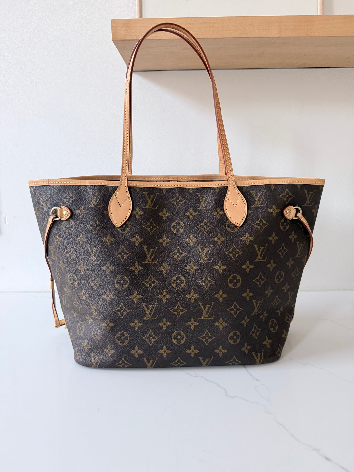 Louis Vuitton Neverfull Monogram MM