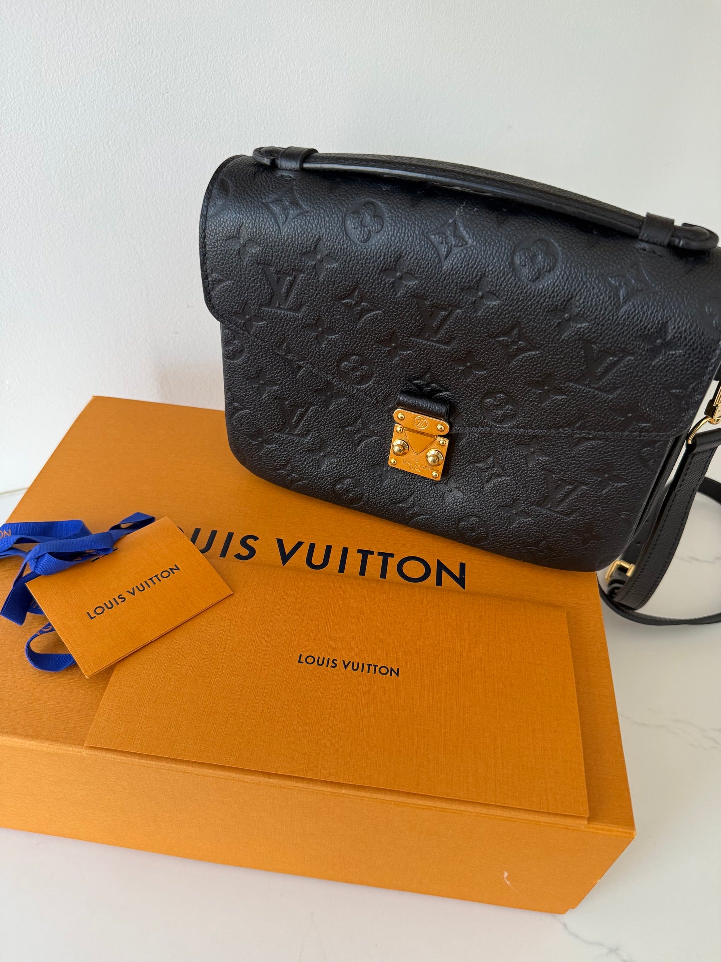 Louis Vuitton Pochette Metis Empreinte